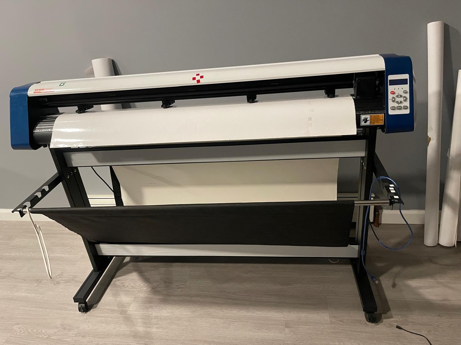VEVOR Vinyl Cutter 53 Inch Vinyl Cutter Machine Semi-Automatic DIY Vinyl Printer Cutter Machine Manual Positioning Sign Cutting with Floor Stand Signmaster Software customer photo 1