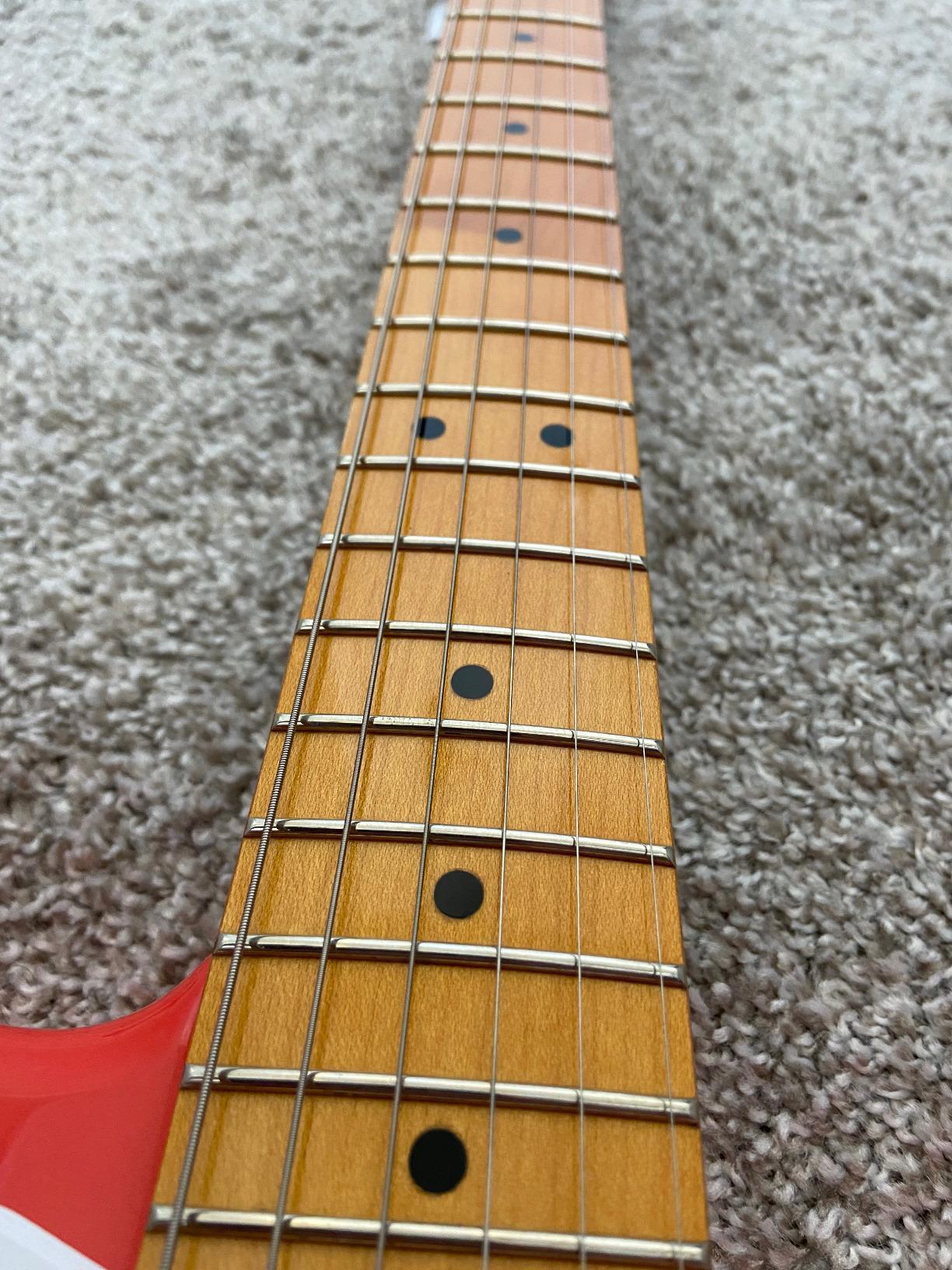 Squier Classic Vibe 60s Stratocaster Electric Guitar, with 2-Year Warranty, 3-Color Sunburst, Laurel Fingerboard customer photo 1