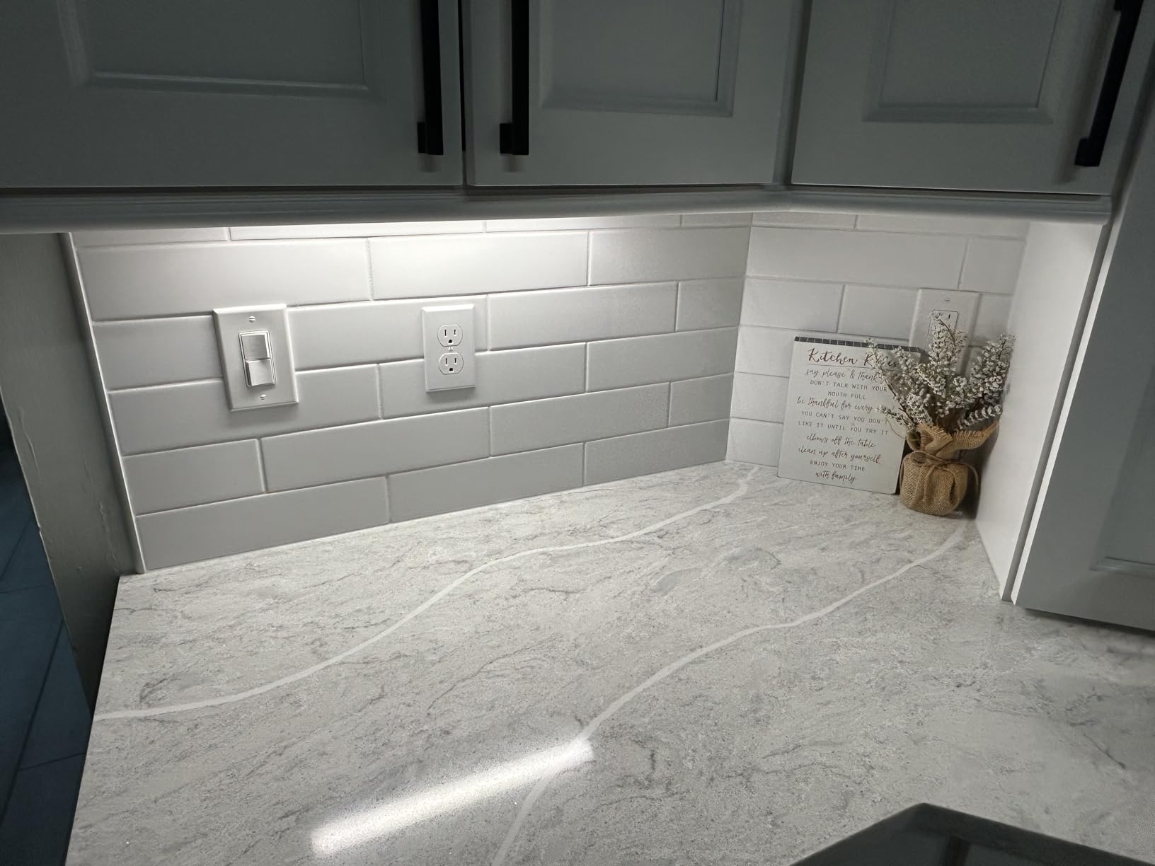 UltraPro 24 inch Hardwired Under Cabinet Lights, 3 Color Settings - 2700K/4000K/5000K - Warm White, Cool White, and Daylight, Under Cabinet Lighting, Dimmable Under Counter Lights for Kitchen customer photo 1
