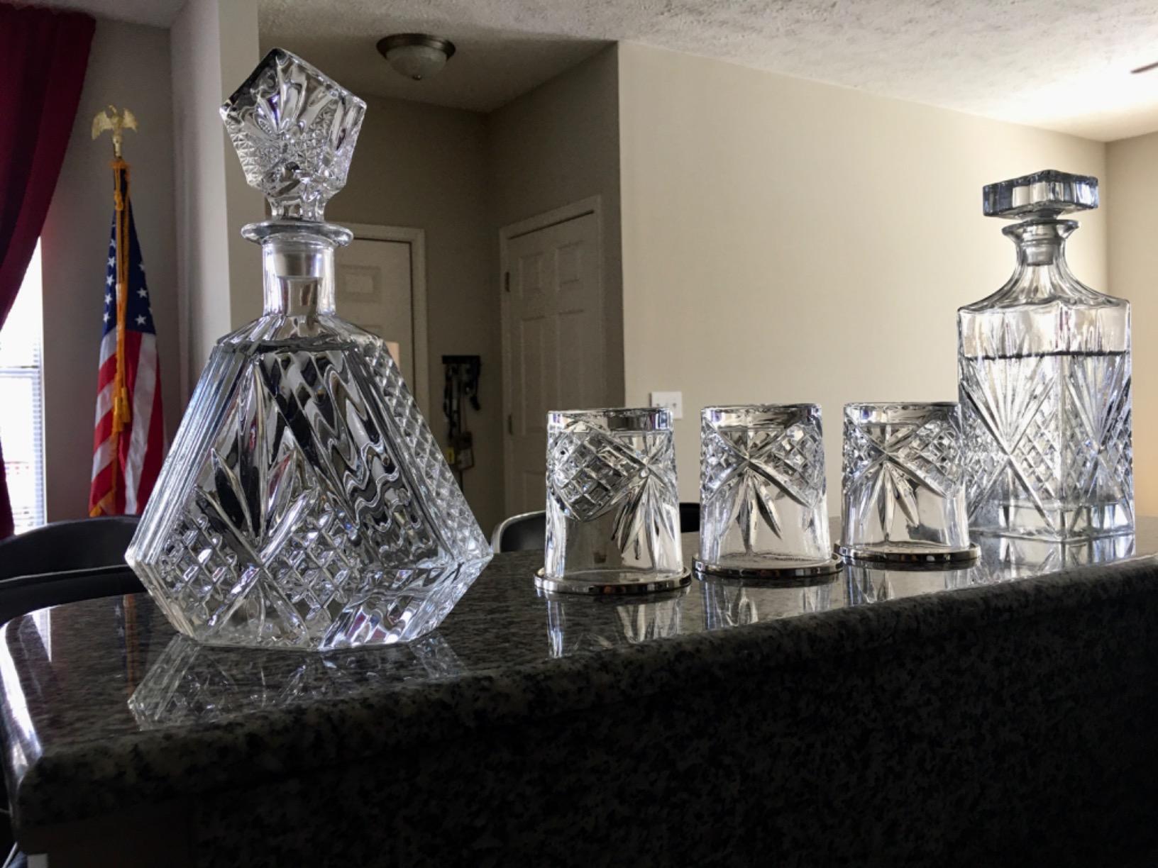 Godinger Whiskey Decanter and 6 Whiskey Glasses Bar set, for Liquor Scotch Bourbon Wine - Dublin Crystal Collection customer photo 1