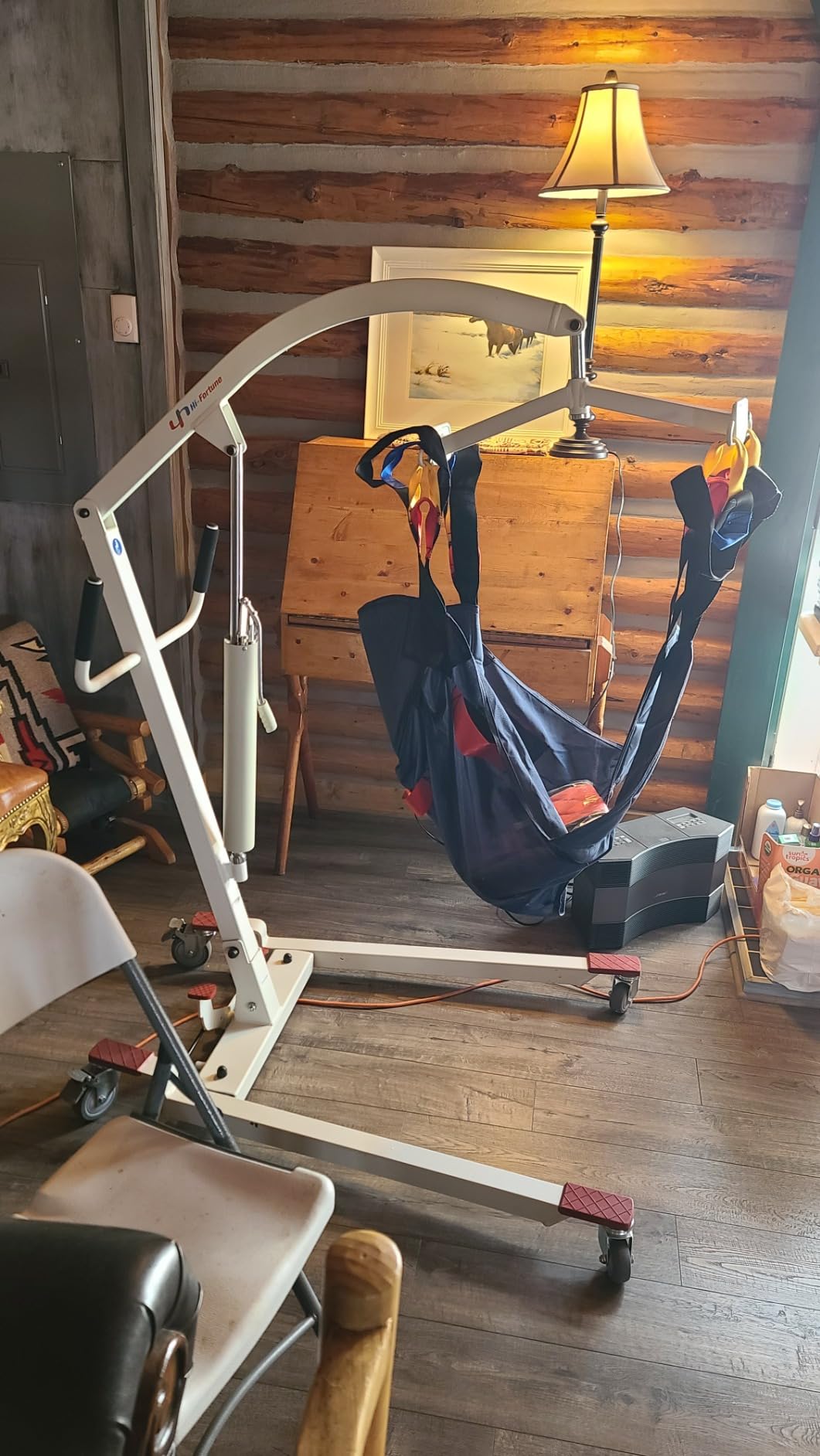 Patient Lift Electric Foldable Hydraulic Body Transfer for Home Use Seniors Free-Assembly Heavy-Duty, Battery-Powered with Low Base, 400lb Weight Capacity with U-Sling customer photo 1