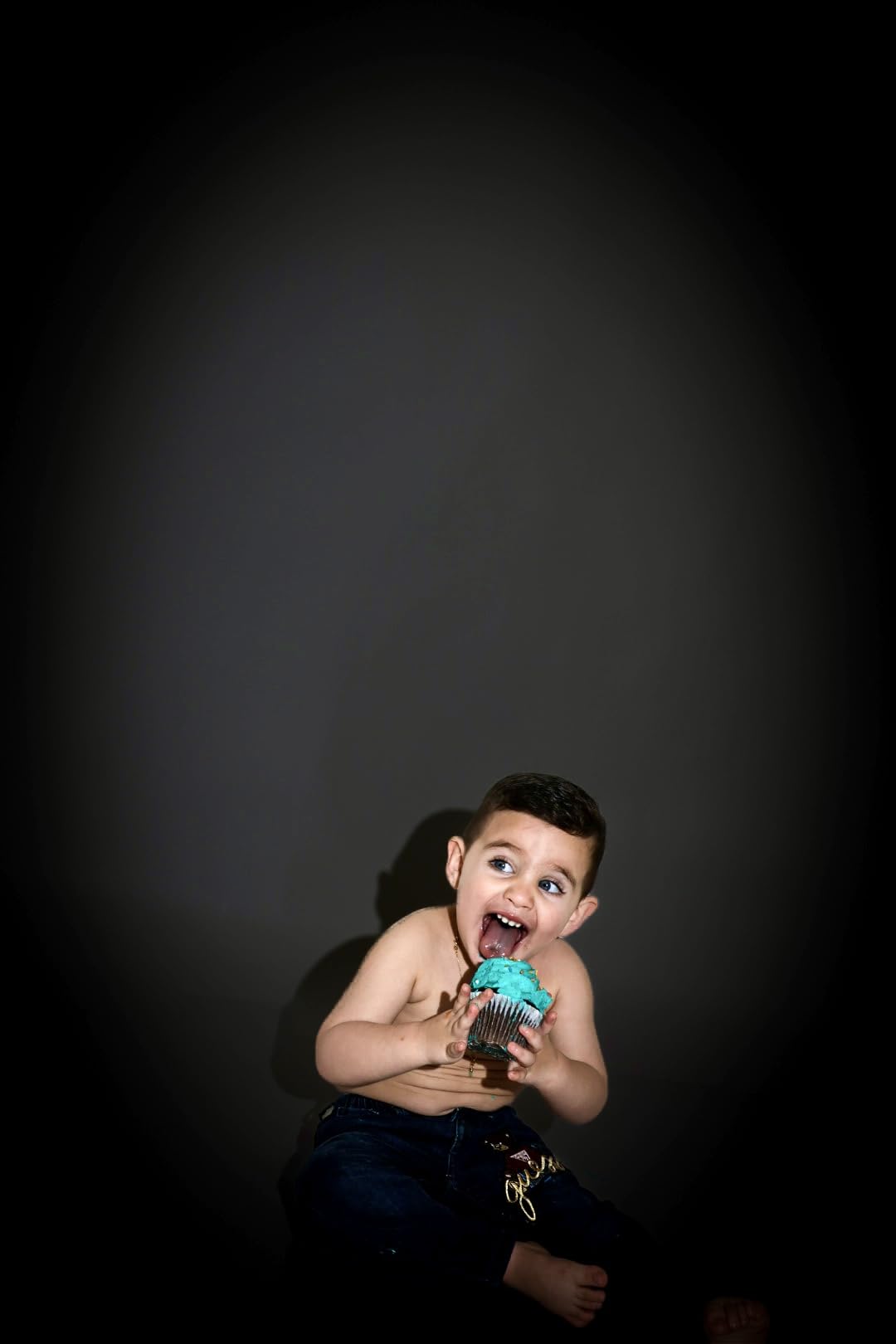 Seamless Photography Photo Backdrop Background Paper for Photoshoot, Arctic White, 53''x16.5' customer photo 2