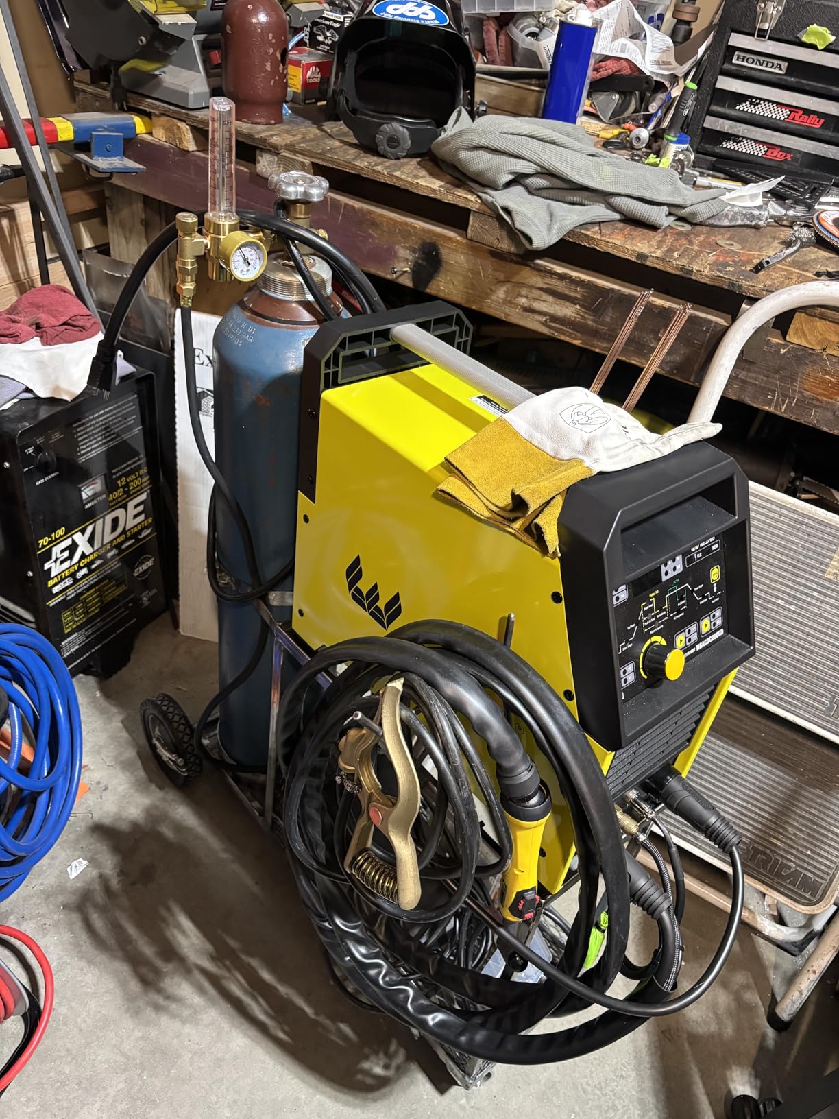 Weldpro 200A AC/DC TIG Welder with Pulse & CK17 Torch, 110V/220V Aluminum TIG Welder, 5 in 1 Multiprocess Welding Machine with Foot Pedal customer photo 1