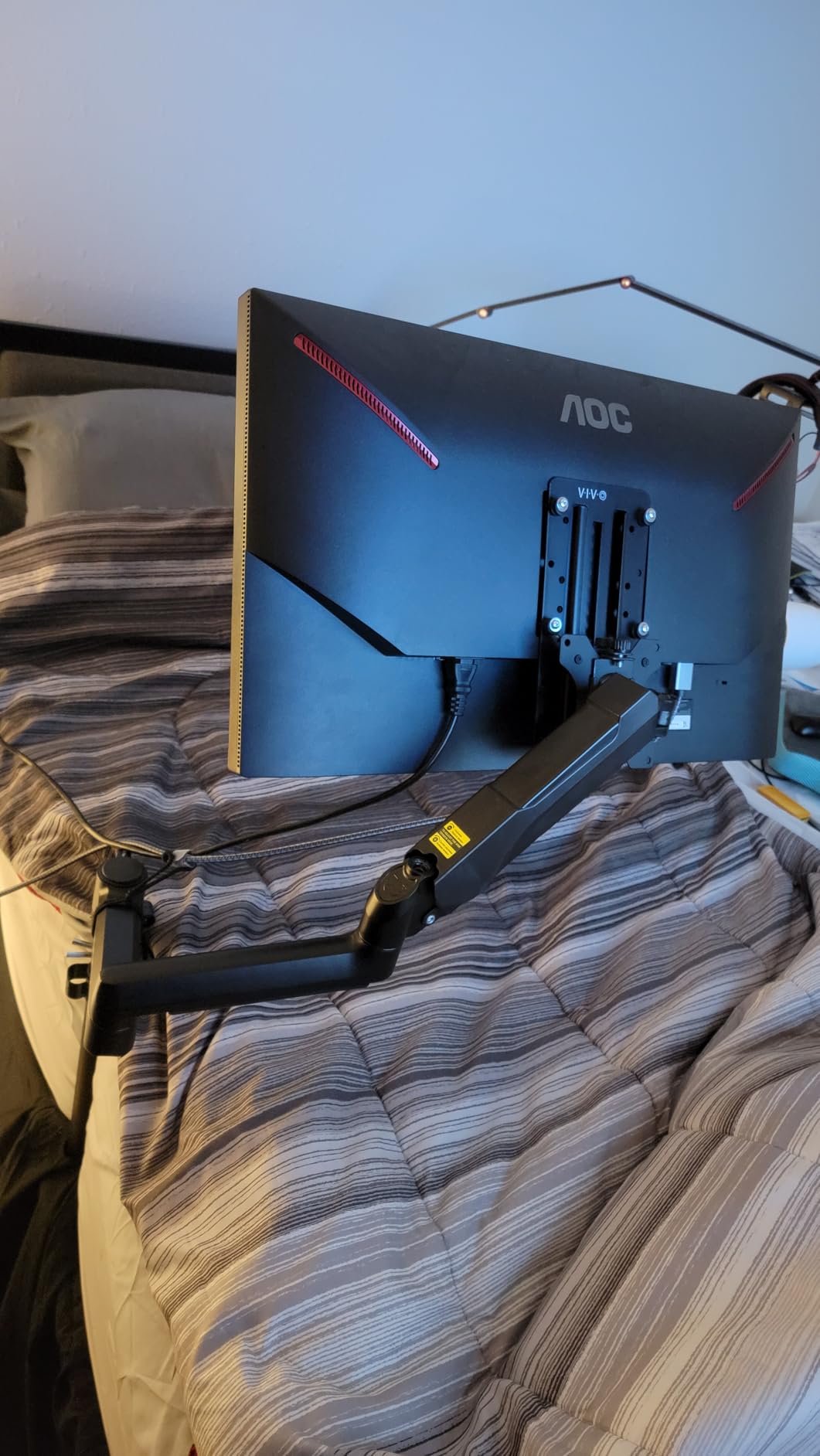 MOUNTUP Triple Monitor Mount, Triple Monitor Desk Mount for Max 27 inch Computer Screens, 3 Monitors Stand for Desk, Monitors Arm with Swivel, Tilt, Rotation, Each Arm Holds 4.4-19.8 lbs customer photo 1