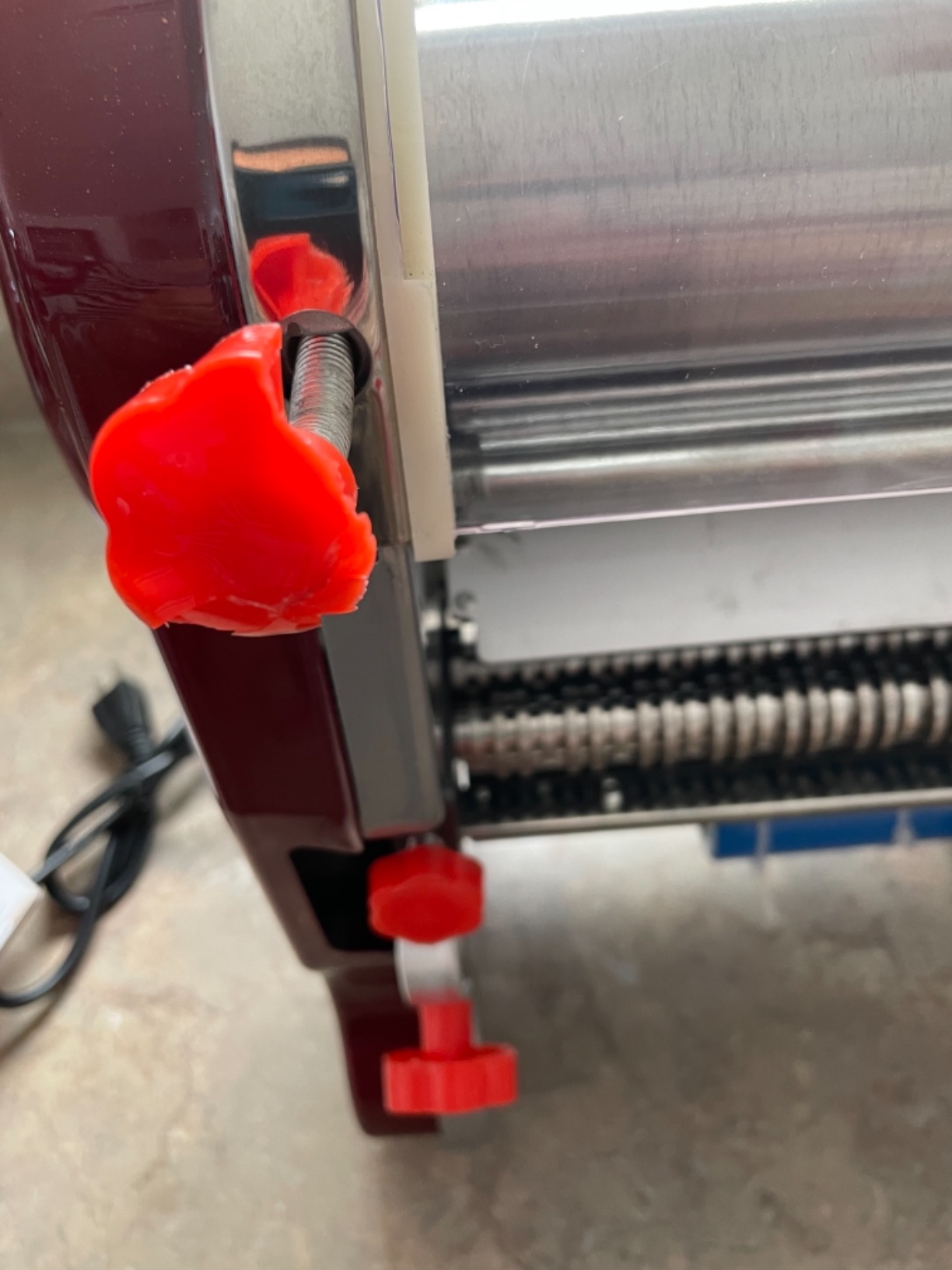 Pasta Maker Machine, Electric Noodle Maker & Dumpling Machine for Commercial & Home Use, Stainless Steel Dual-Cutter No Disassembled - 3/9mm Width Noodle/Thickness Dough - Auto Noodle Sheeter customer photo 3