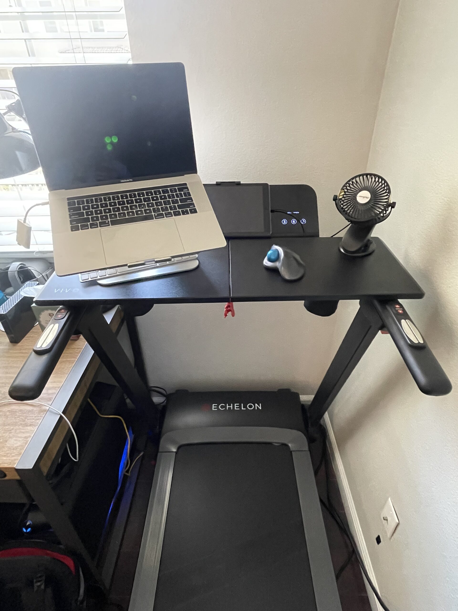 Echelon Stride Treadmill - Smart Foldable, 300 Lb Capacity, Air Cushioning Deck customer photo 2