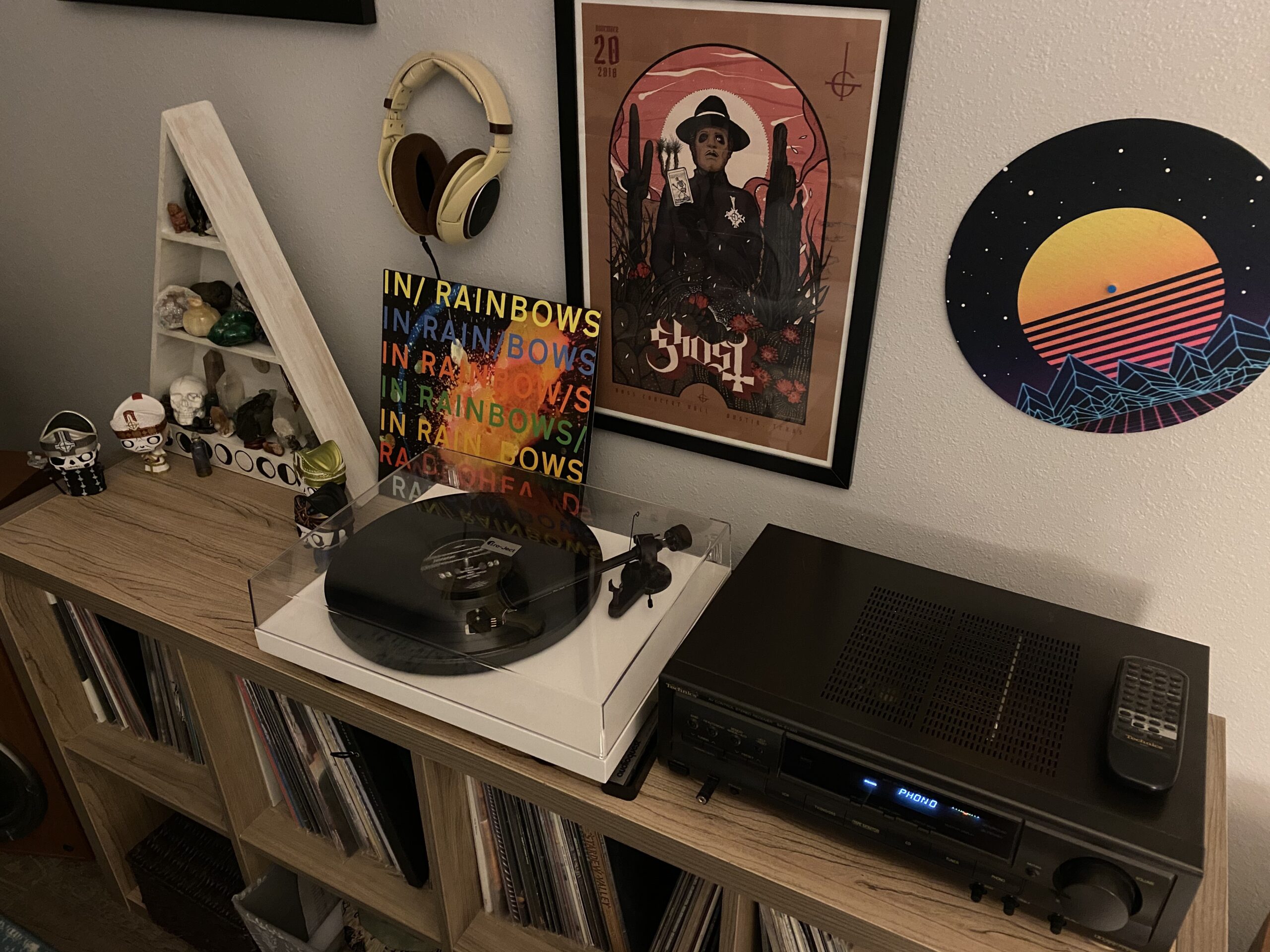 Pro-Ject Debut Carbon EVO Turntable with Sumiko Rainier Cartridge - Walnut customer photo 2