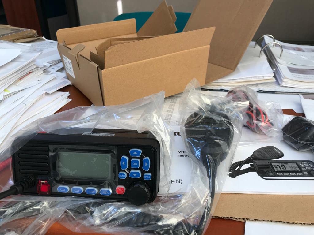 Retevis RA27 Fixed Mount Marine Radio with GPS and DSC, IP67 Waterproof VHF Radio Marine, Long Range, NOAA, All International/US/CA Marine Channels, Triple Watch, Ship to Shore Radio for Boats, Black customer photo 2