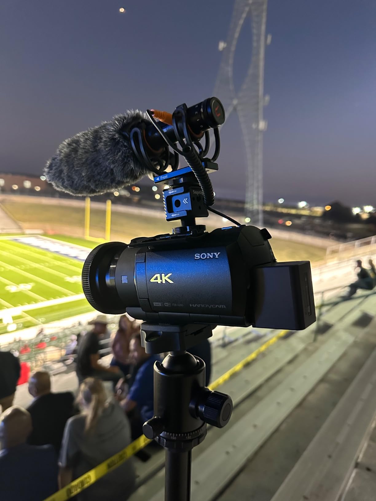 COMICA VM20 Shotgun Microphone, Professional Super Cardioid Video Mic with Shock Mount customer photo 2