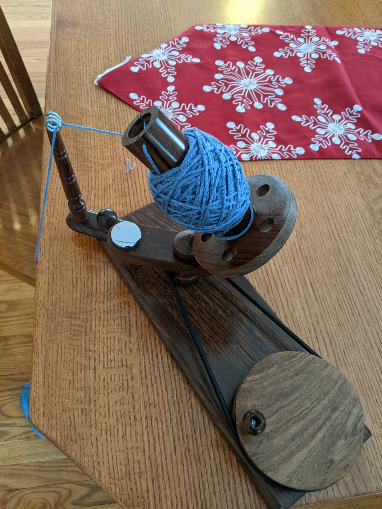 INTAJ Rosewood Yarn Winder - Large Capacity 16 oz Wooden Winder for Knitting & Crocheting - Handcrafted Heavy Duty Natural Rosewood Ball Winder - Table Top Wood Yarn Swift and Ball Winder customer photo 2