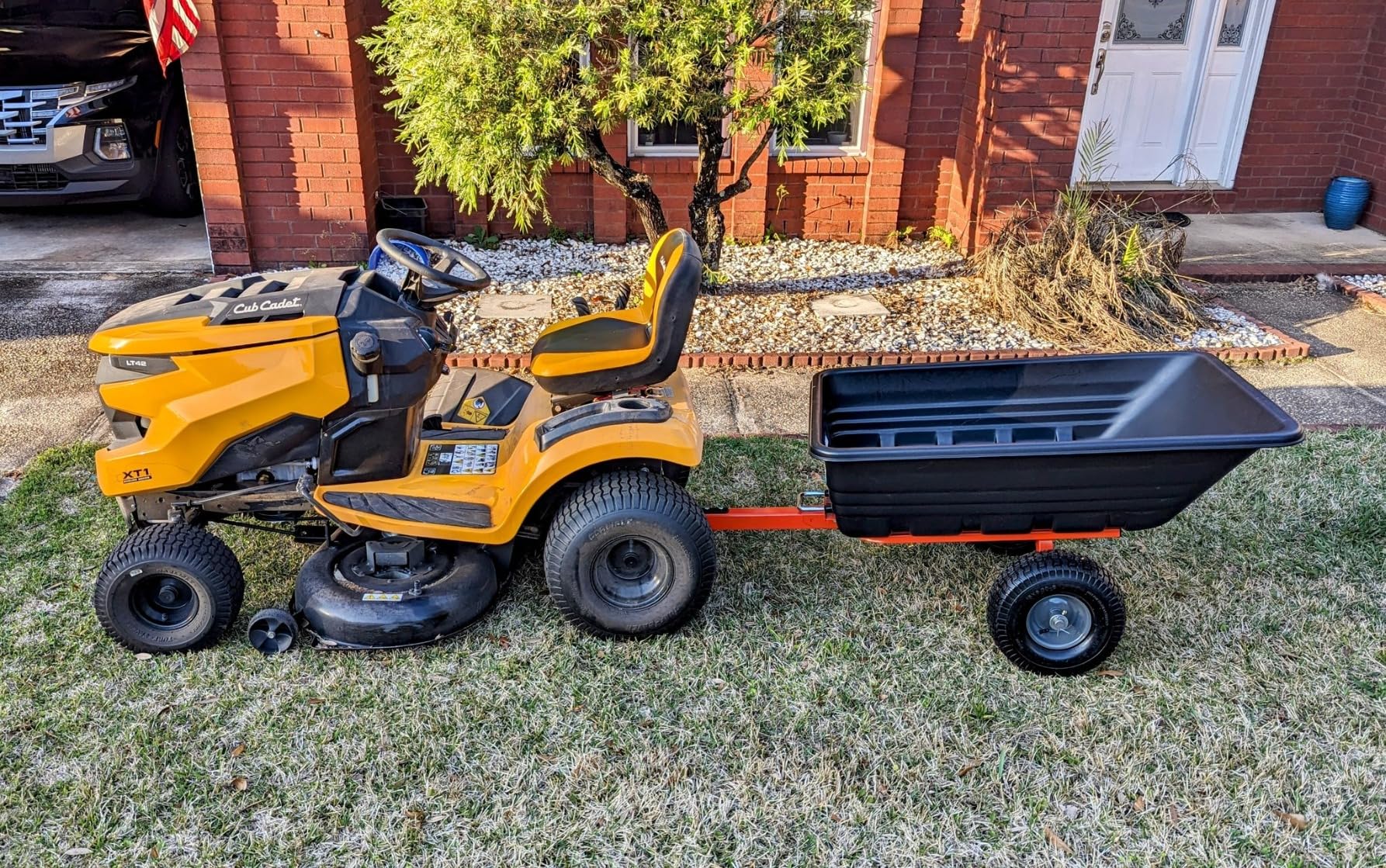 Agri-Fab 45-0552 700 lbs Tow Behind Poly Dump/Swivel Cart, 12 CU. FT. Capacity; Lawn & Garden Cart/Trailer for Lawn Mowers, 15