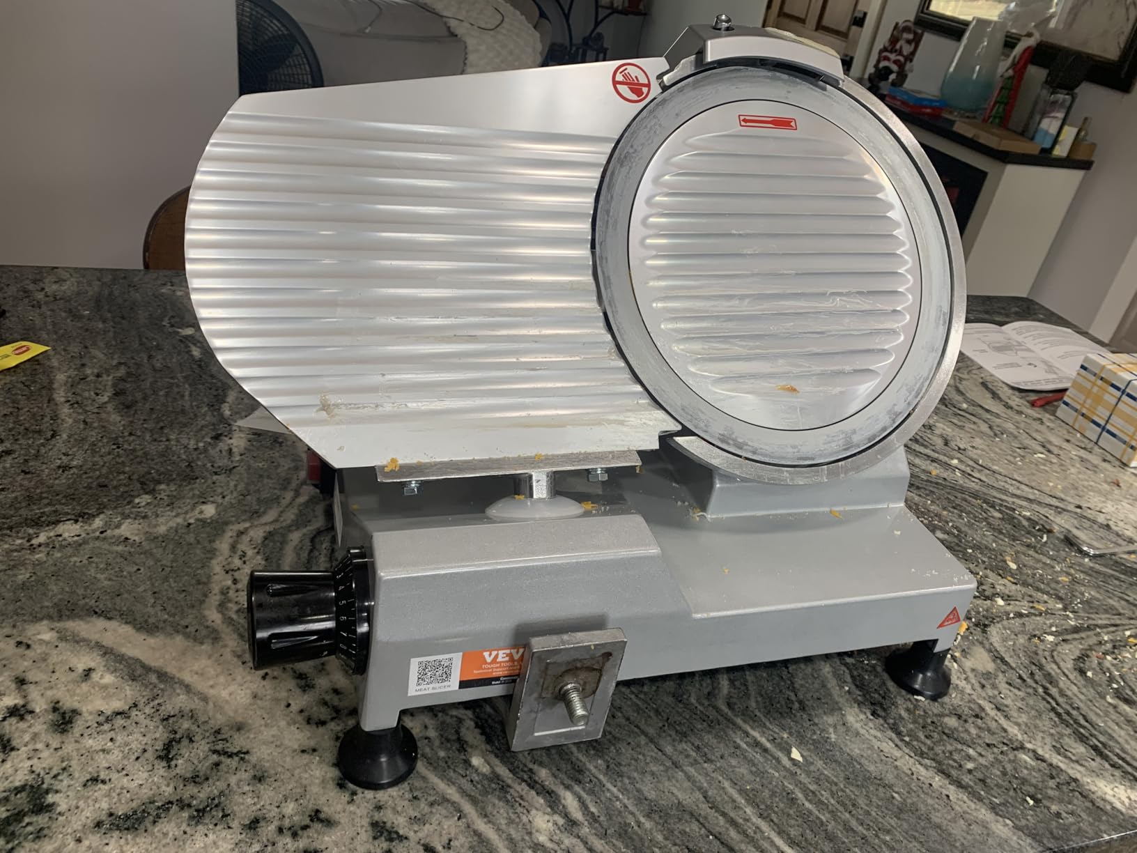 VEVOR Commercial Meat Slicer, 10 inch Electric Food Slicer, 240W Frozen Meat Deli Slicer, Premium Chromium-plated Steel Blade Semi-Auto Meat Slicer For Commercial and Home use customer photo 1