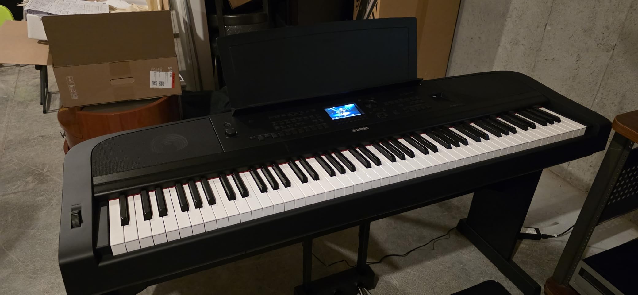 Yamaha DGX-670WH, 88-Key Weighted Digital Piano with Sustain Foot Switch and Music Rest, White - Furniture Stand Sold Separately customer photo 2