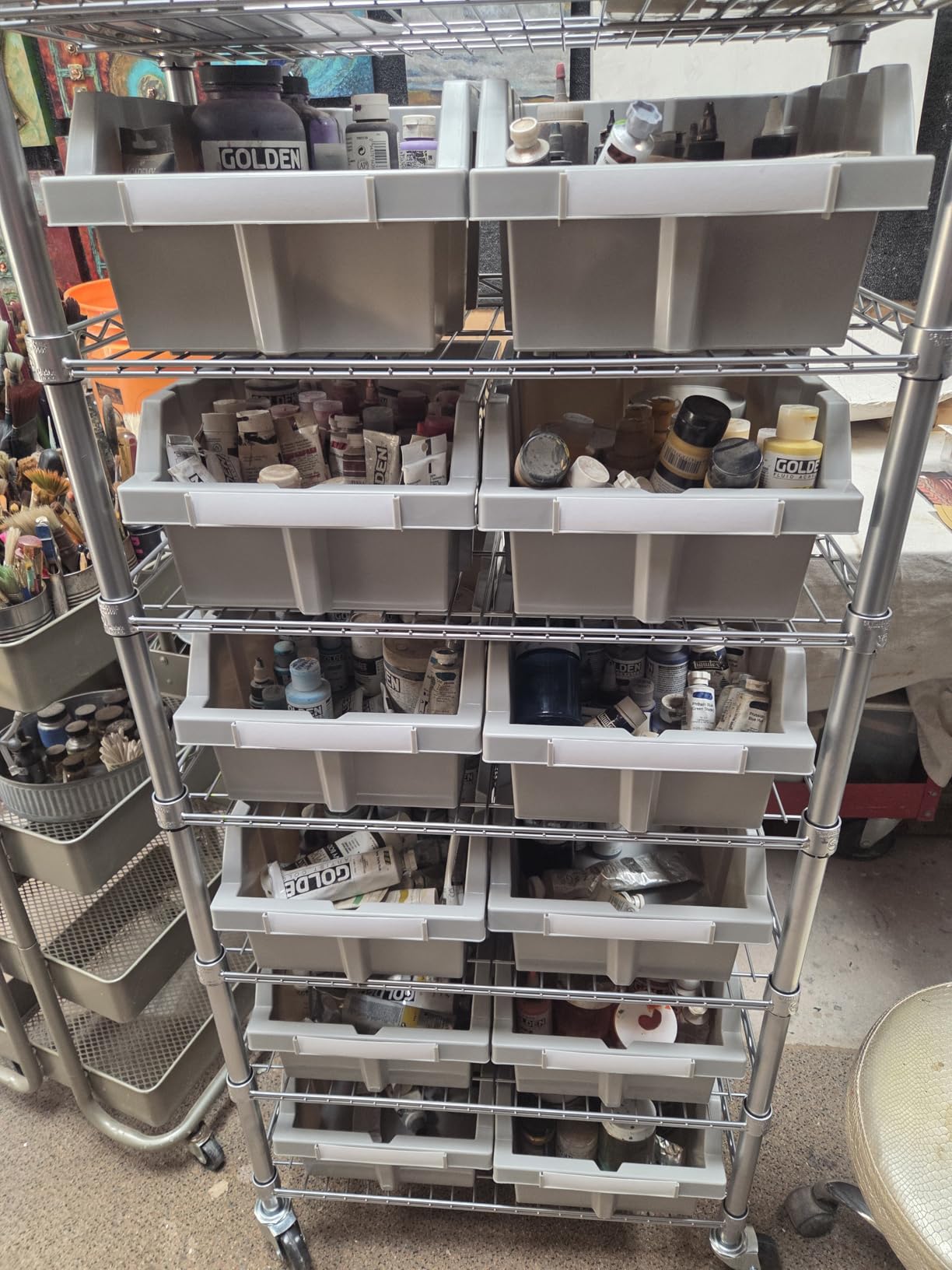 Seville Classics Heavy Duty NSF Bin Rack Solid Steel Wire Shelving Storage Unit, Patented Organizer for Garage, Warehouse, Office, Restaurant, Classroom, Kitchen, Gray, Includes 16 Bins customer photo 1