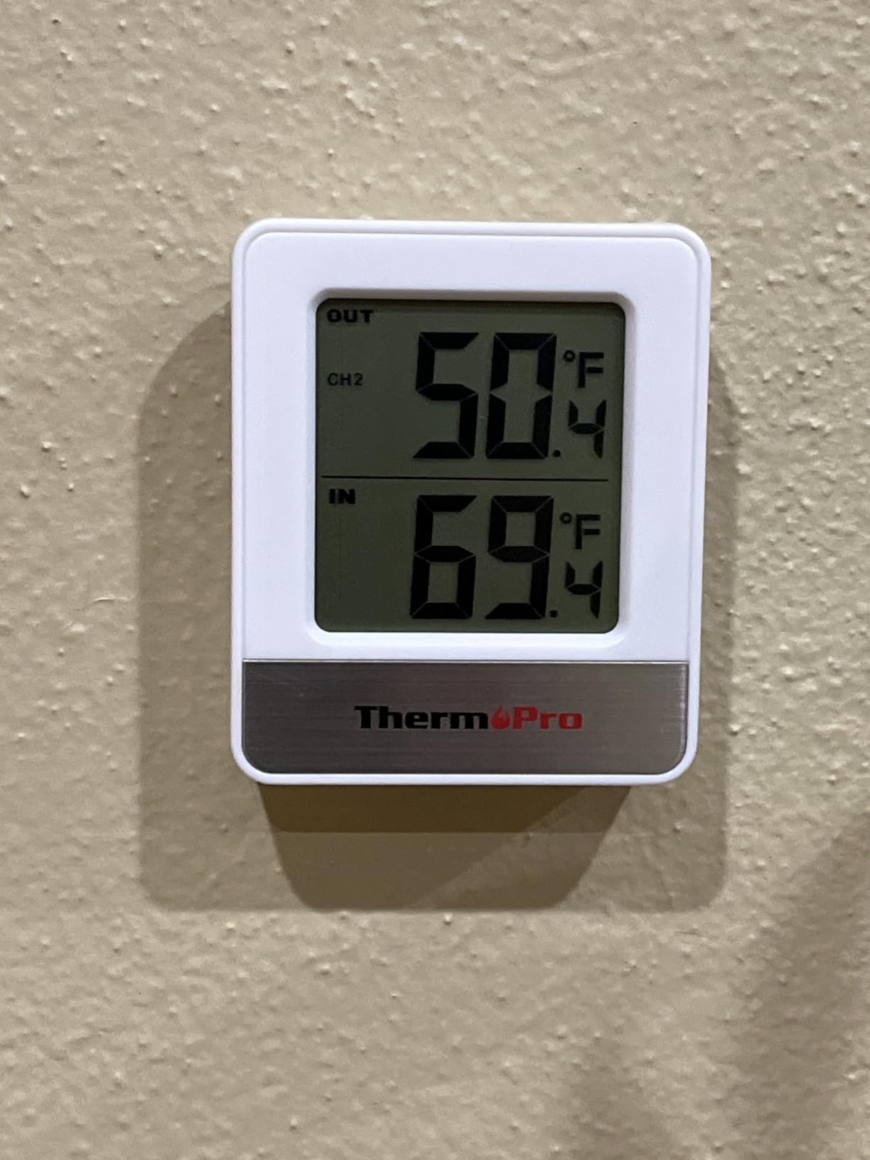 TempPro Indoor Outdoor Thermometer Wireless 500FT, Outside Greenhouse Thermometer with Temperature Sensor, Temperature Monitor for Patio Reptile House Home Baby Room (Previously ThermoPro) customer photo 1