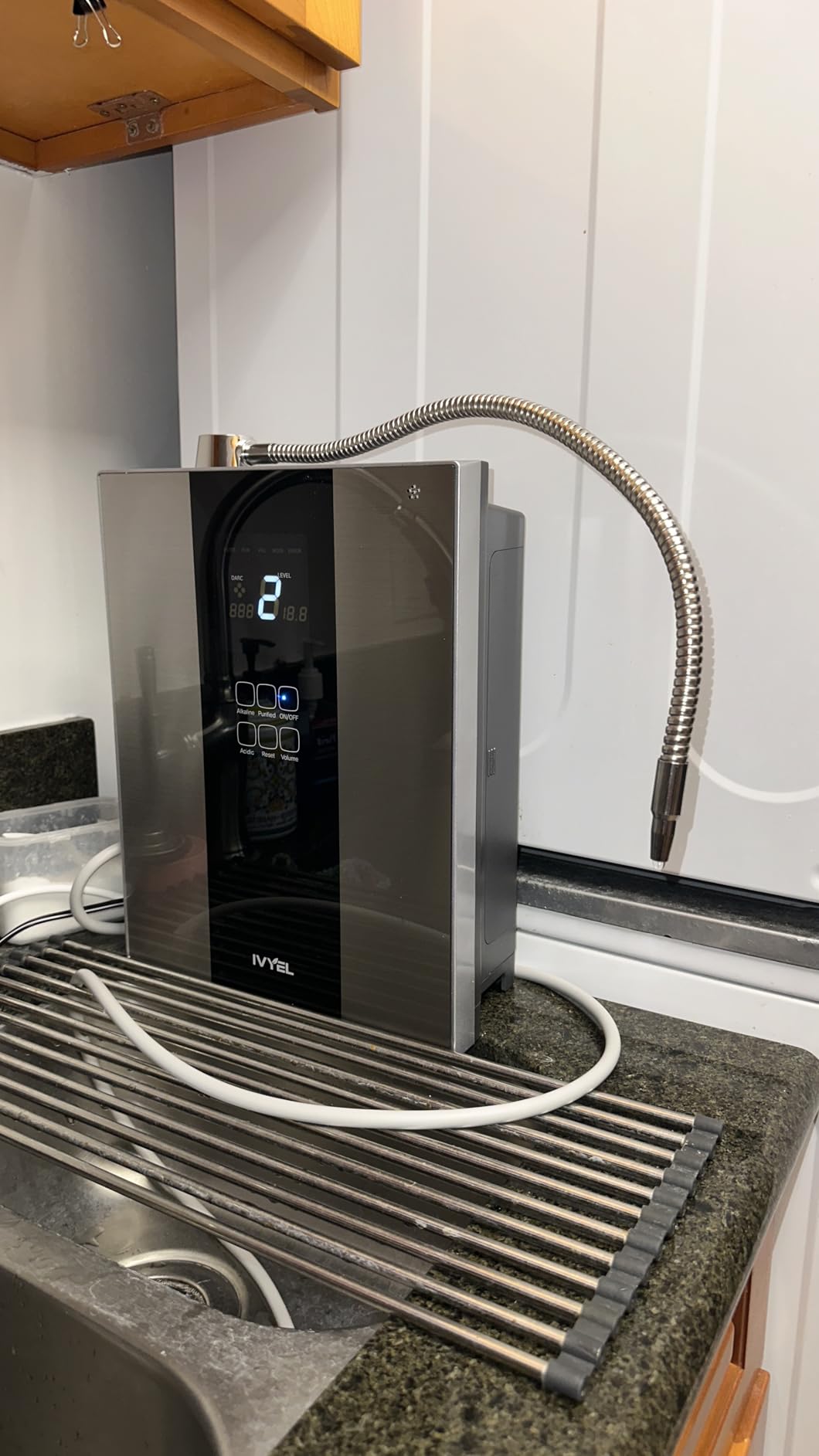 Korea-Made Ivyel PL Alkaline Water Machine, Water Ionizer, Produces pH 8.5-10.0 Alkaline Water/Acidic Water/Hydrogen Water/Water Purifier Filter/Ionized Water/Antioxidant Water customer photo 2