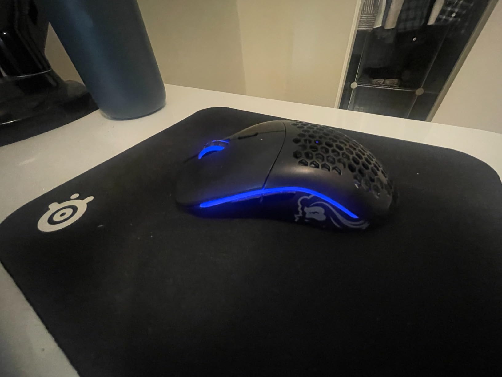 Glorious Model O Wireless Gaming Mouse - Superlight, 69g Honeycomb Design, RGB, Ambidextrous, Lag Free 2.4GHz Wireless, Up to 71 Hours Battery - Matte Black customer photo 2