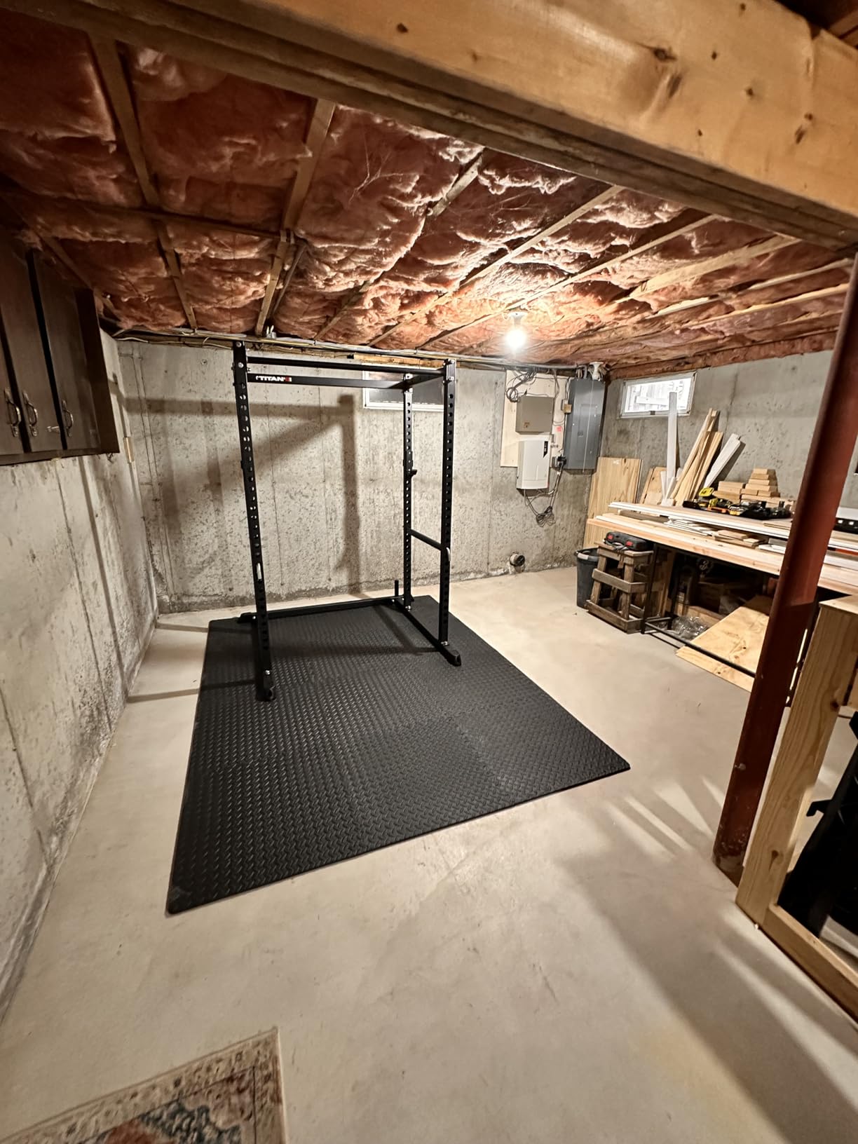 Titan Fitness T-2 Series Short Power Rack, Skinny Pull Up Bar, Pin and Pipe Safeties customer photo 1