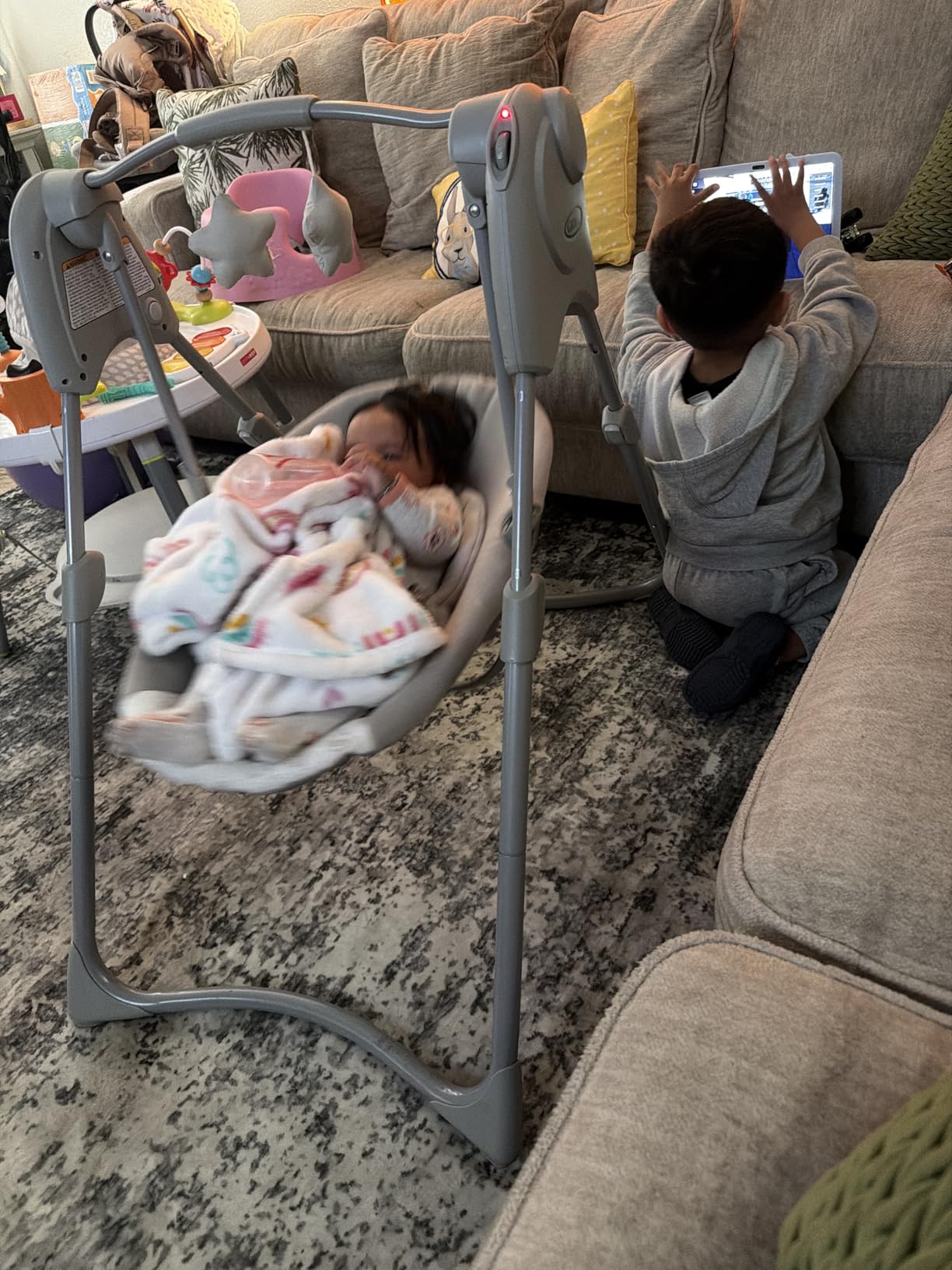 Graco Slim Spaces Compact Baby Swing customer photo 1