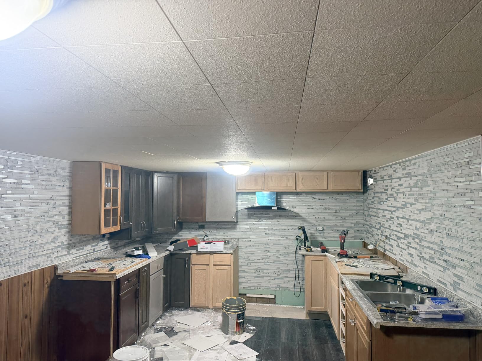 COMFEE' Curved Glass Range Hood 36 Inch 450 CFM 3 Speed Gesture Sensing & Touch Control Panel Stainless Steel Kitchen Ductless/Ducted Convertible with Baffle Filters and 2 LED Lights (CVG36W9AST) customer photo 1