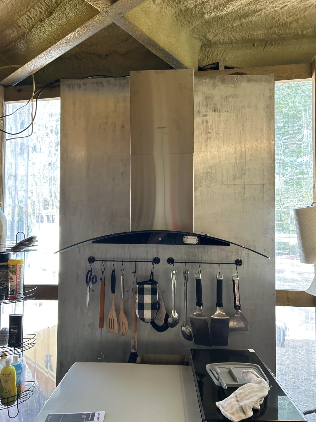 COMFEE' Curved Glass Range Hood 36 Inch 450 CFM 3 Speed Gesture Sensing & Touch Control Panel Stainless Steel Kitchen Ductless/Ducted Convertible with Baffle Filters and 2 LED Lights (CVG36W9AST) customer photo 2