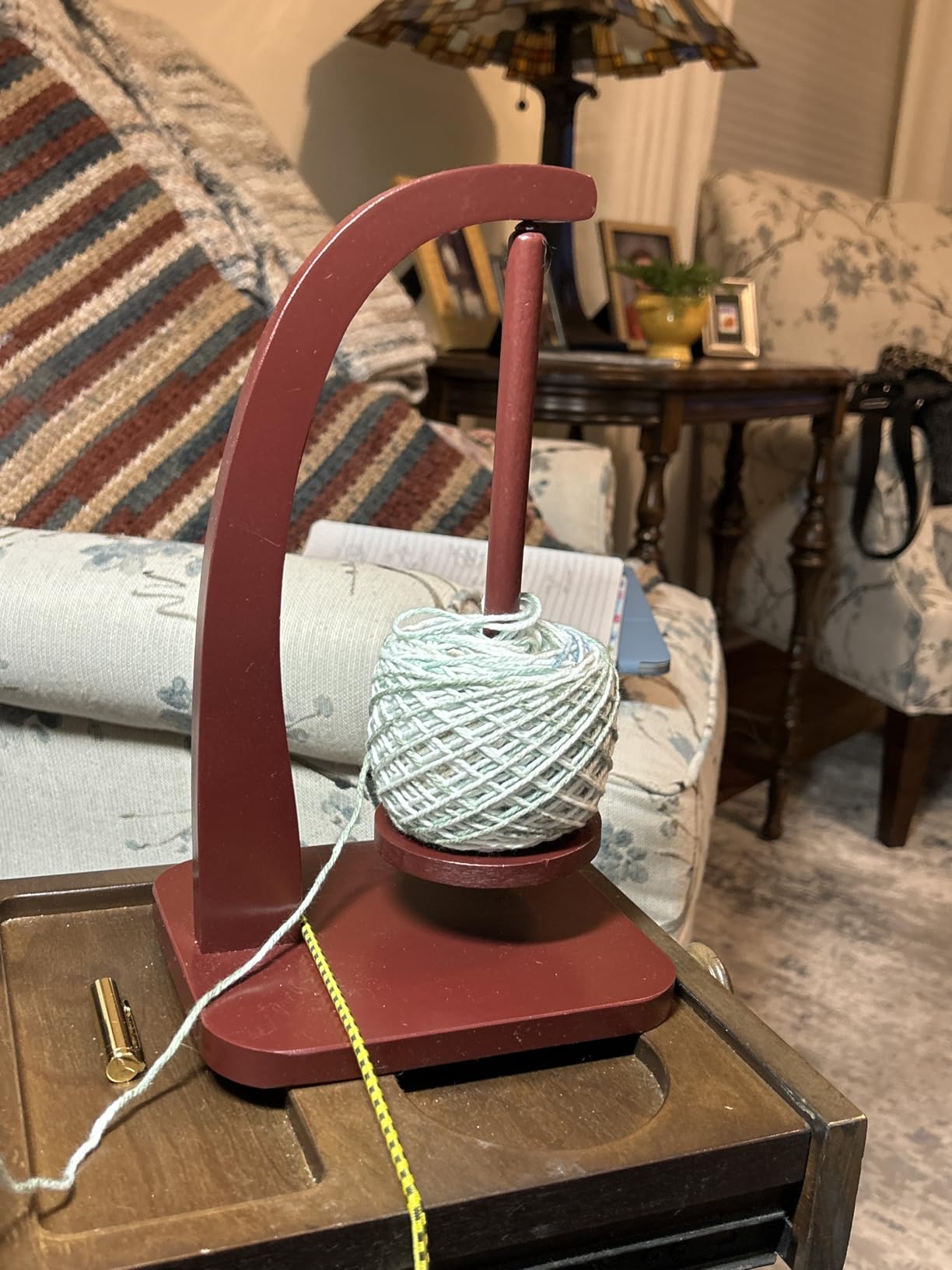 Stanwood Needlecraft YBW-M Hand-Operated Yarn Ball Winder, 7-Ounce customer photo 1