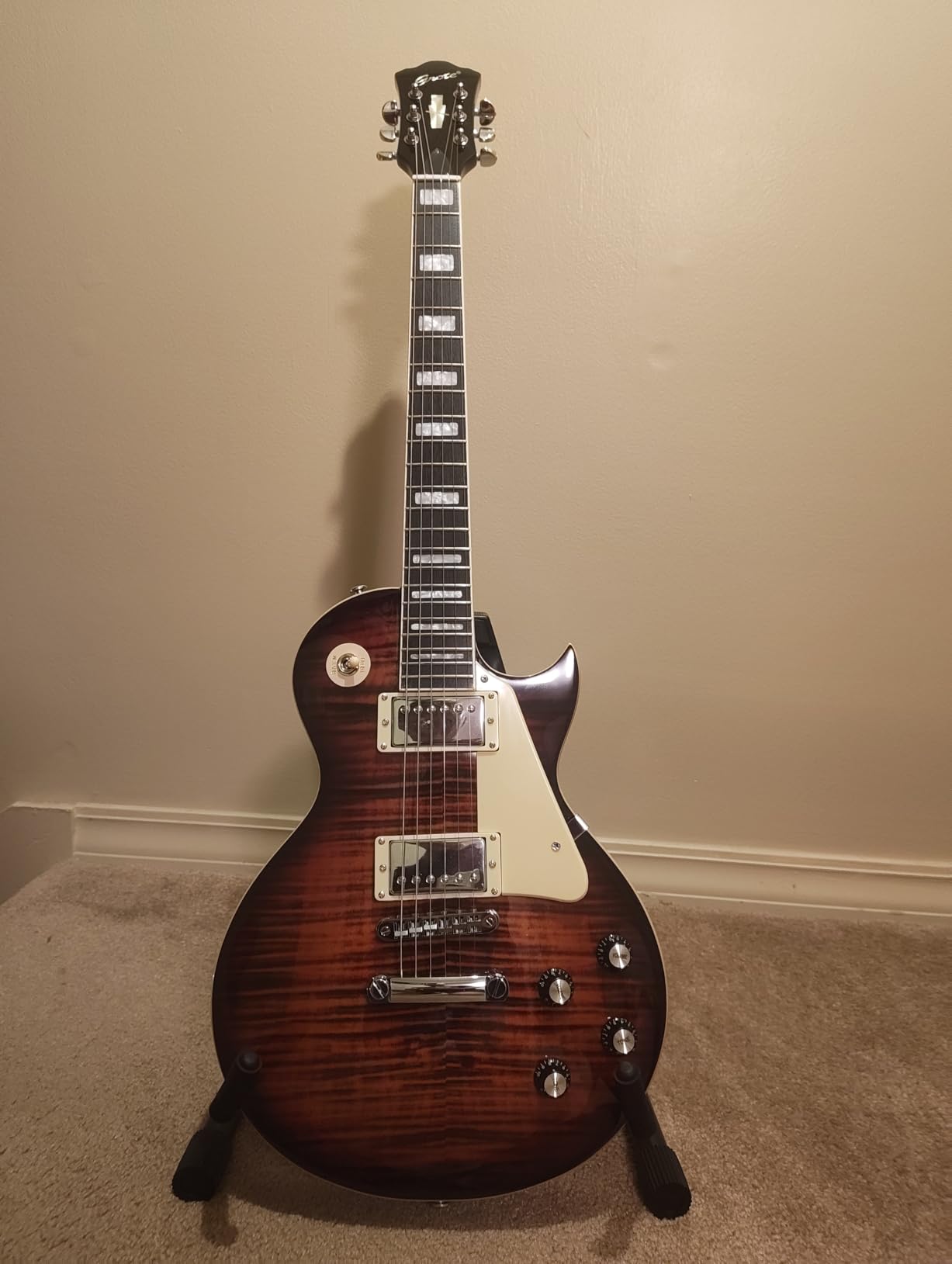 Electric Guitar Solid Body LPYS-006 Maple Neck, Stainless Steel Frets, Ideal for All Levels, with Gigbag(Black) customer photo 2
