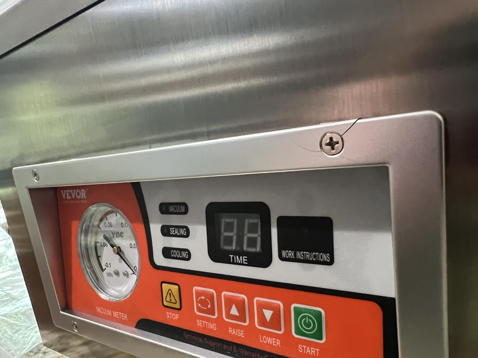 VEVOR Chamber Vacuum Sealer, 260W Sealing Power, Vacuum Packing Machine for Wet Foods, Meats, Marinades and More, Compact Size with 10.2 in Sealing Length, Applied in Home Kitchen and Commercial Use customer photo 2
