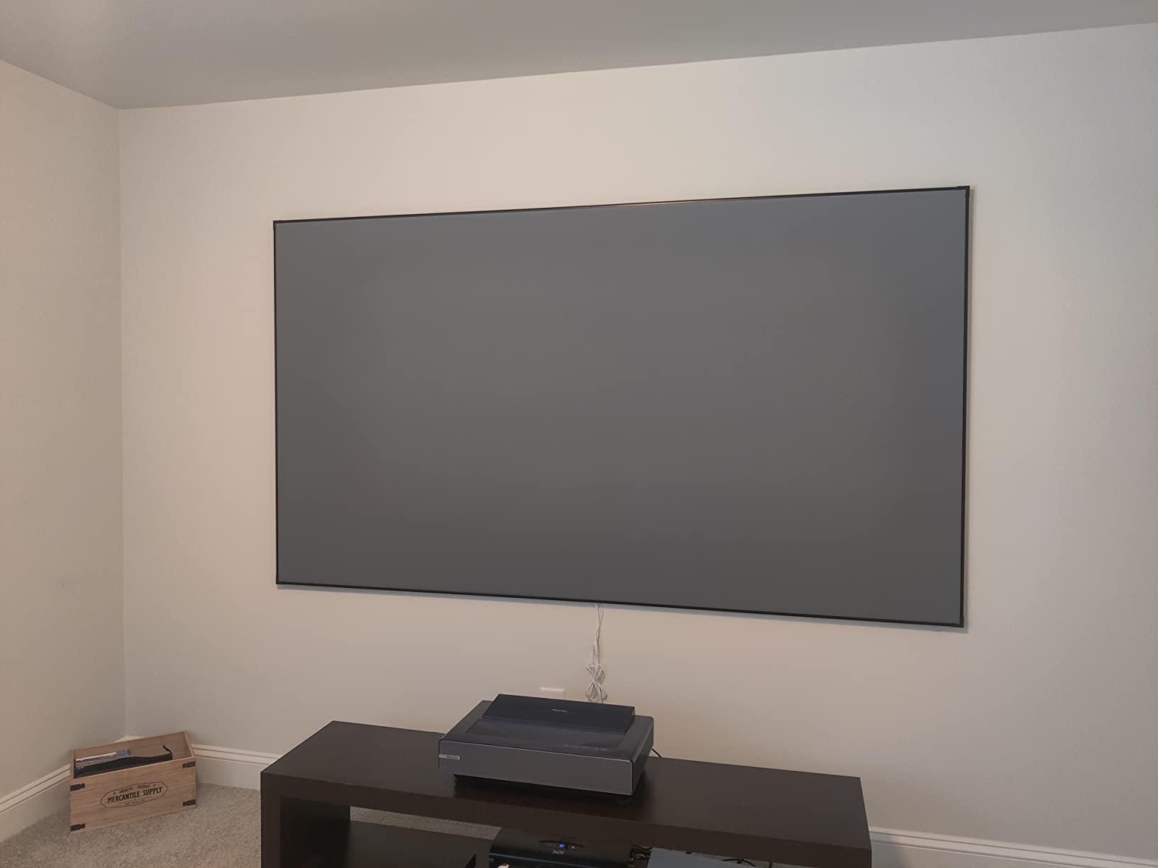 Projector Screen, Paris Rhône 100 inch 4K Ultra HD 16:9 Ambient Light Rejecting Fixed Frame ALR Projector Screen, Ceiling Light Rejecting Projection Screen for Ultra-Short Throw Projectors customer photo 1
