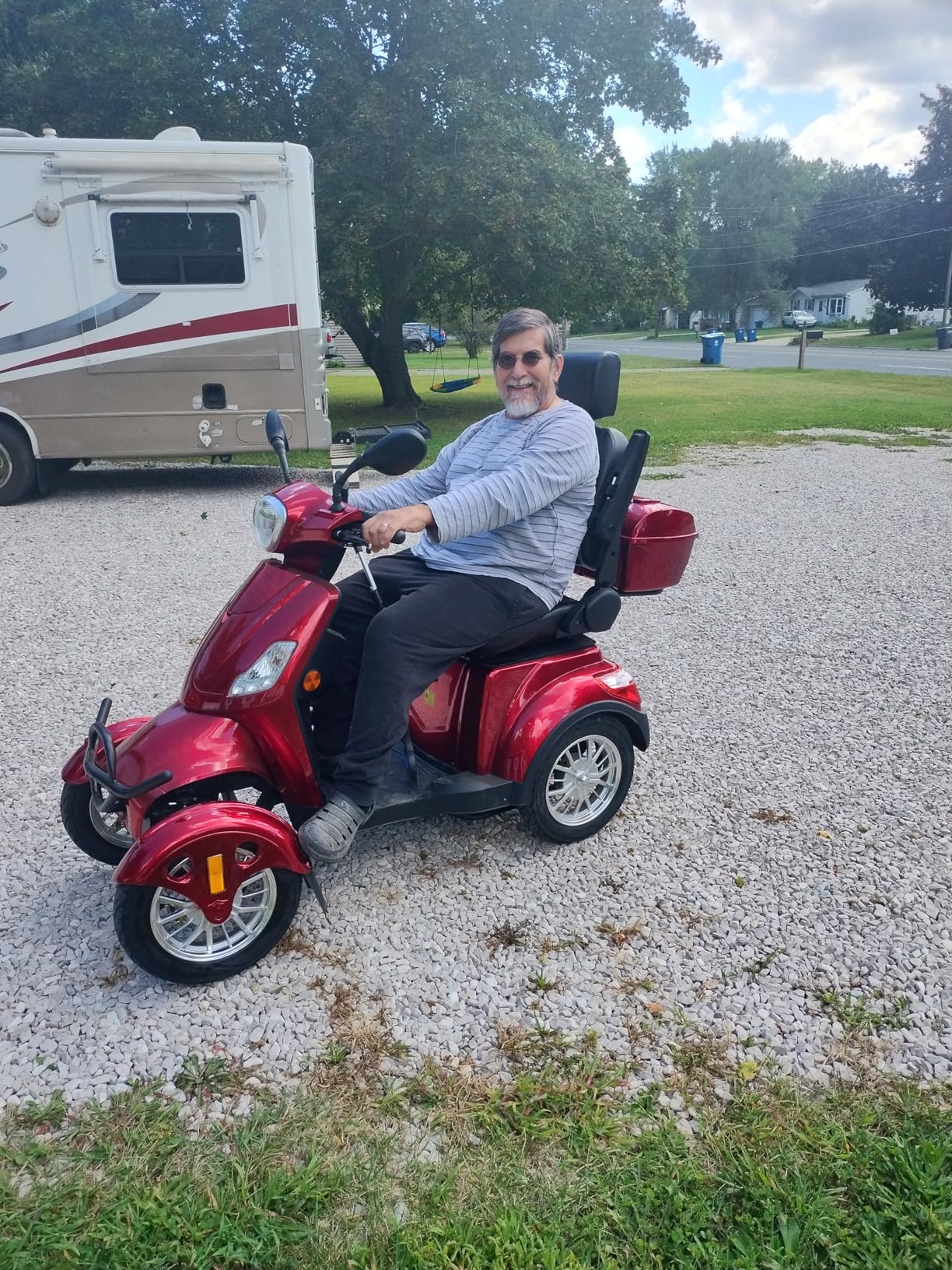Mobility Scooters for Seniors & Adults 500lbs Capacity - 800W All Terrain Electric Powered Mobility Cart - Heavy Duty Mobility Scooter for Elderly w/Charger Remote Keys (Red) customer photo 2