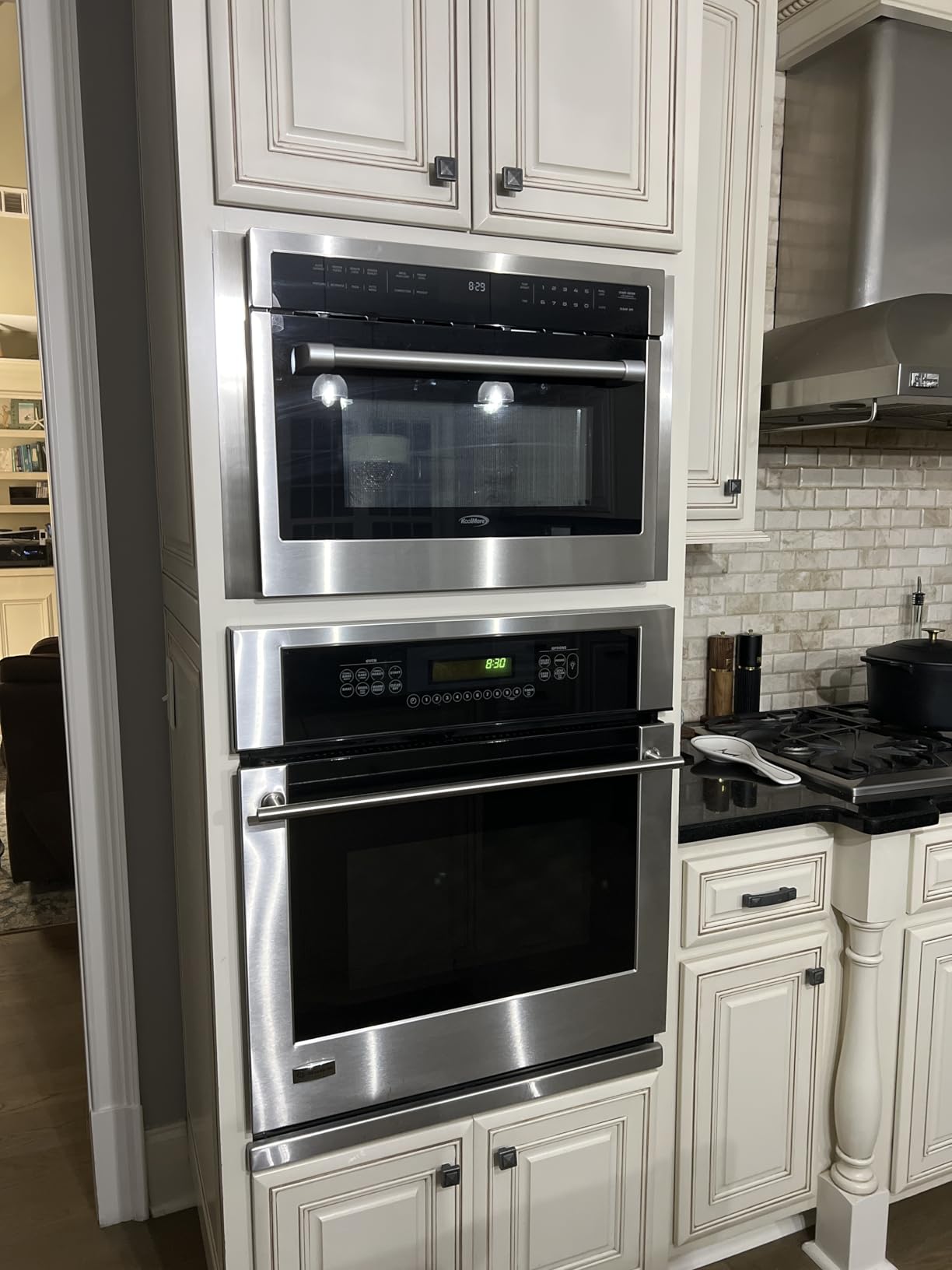 KoolMore 24 Inch Built-in Convection Oven and Microwave Combination with Broil, Soft Close Door, 1000 Watt Power, Stainless Steel Finish, Touch Control LCD Display customer photo 1