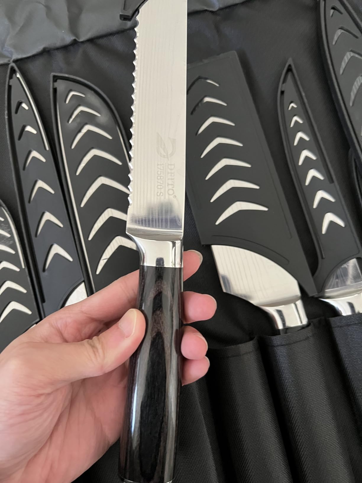 Dfito Chef Knife Sets with Roll Bag, 9 Pieces Professional Knife Set, High Carbon Stainless Steel Kitchen Chef Knife Set, Red Pakkawood Handle, Dishwasher Safe customer photo 2