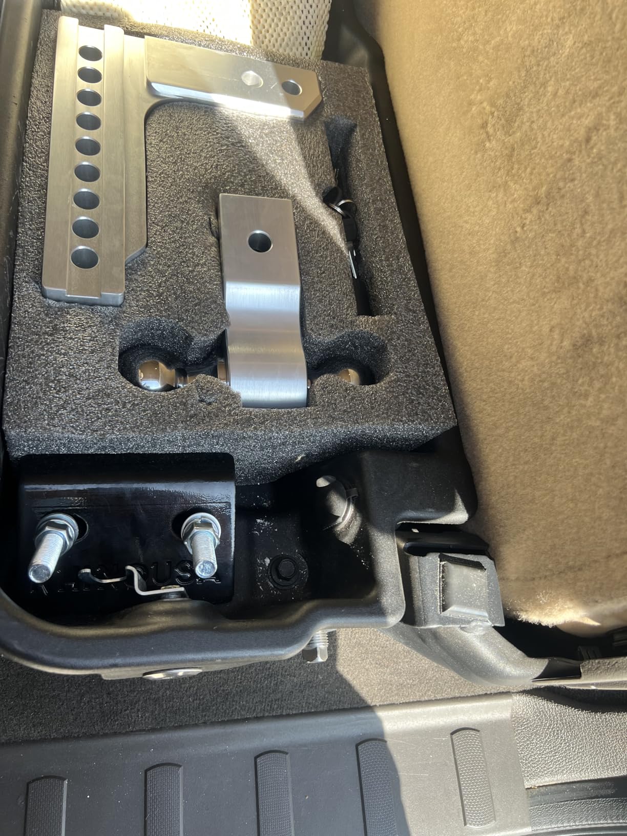 Rhino USA Adjustable Trailer Hitch (Fits 2-Inch Receiver) - Heavy Duty Aluminum Tow Hitches with 6-Inch Drop/Rise for Truck (12,500 LBS GTW) - Weatherproof Double Anti-Theft Locking Hitch Pin (Silver) customer photo 1
