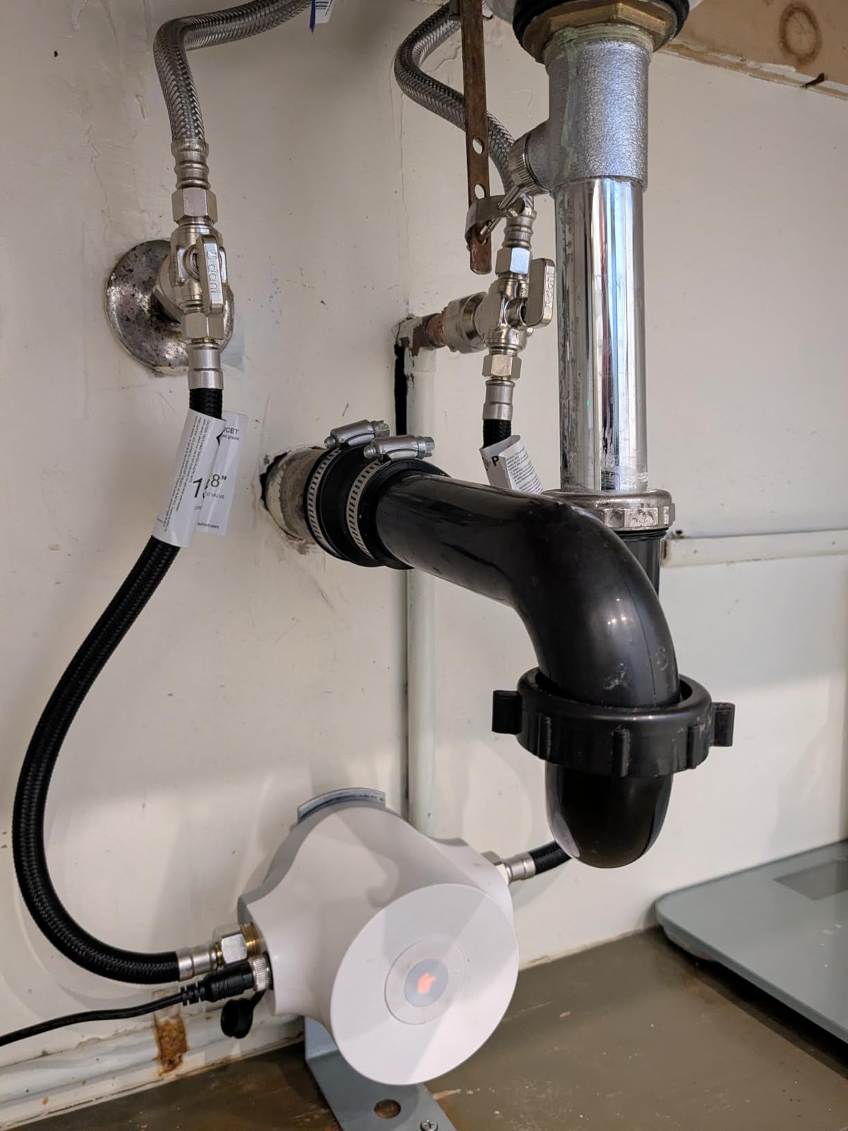 HBS24-12E (No 60 minutes extension version) Smart Instant Hot Water Recirculating System Pump with Built-In Thermostat 15 inch Hose Remote Controller included customer photo 1