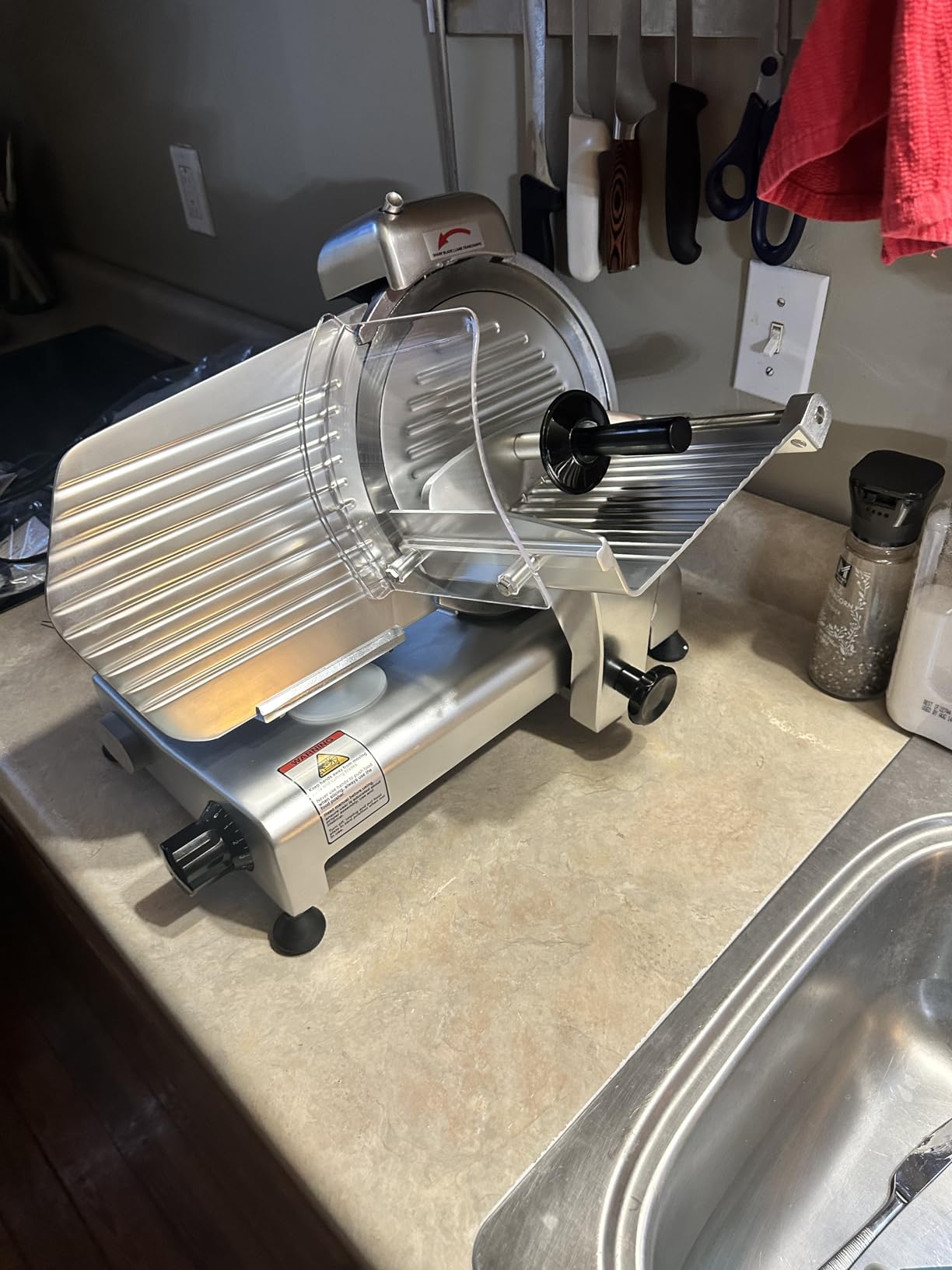 LEM Products BigBite 12 Inch Cast Aluminum Electric Meat Slicer Machine with Built-In Sharpener, Silver customer photo 1