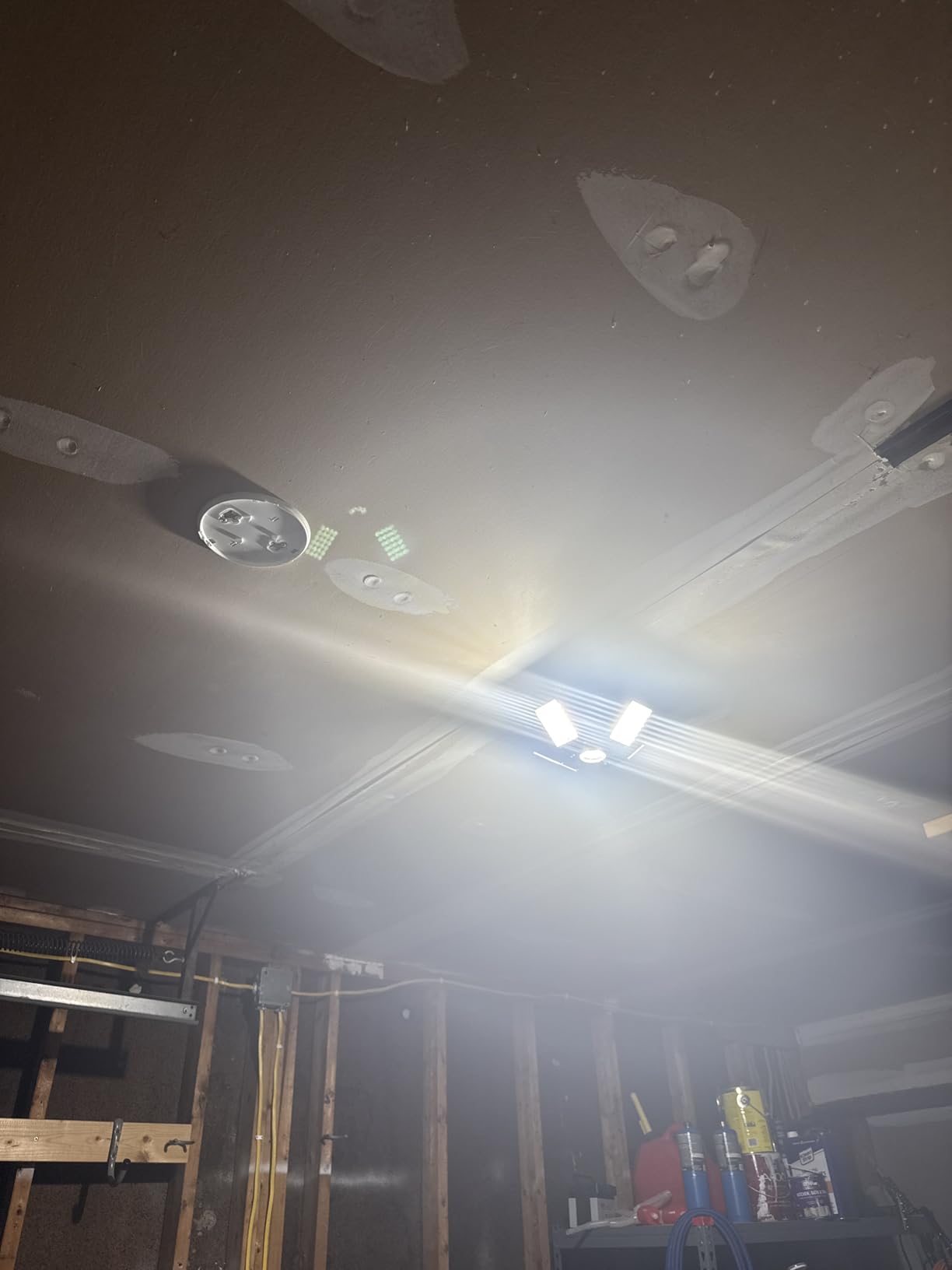 LED Garage Light,150W Deformable Garage Ceiling Lights,15000LM, 4 Adjustable Panels, E26/E27 Shop Lights for Basement, Barn, Workshop,High Bay Light customer photo 1