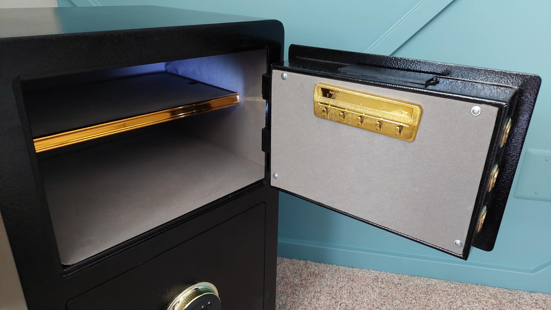 GHJGAGE 43.3'' Tall Fireproof Wall Safe Between Stud, Heavy Duty Flush In Wall Safe With Digital Keypad & Removable Shelf, Hidden Gun Safe customer photo 2