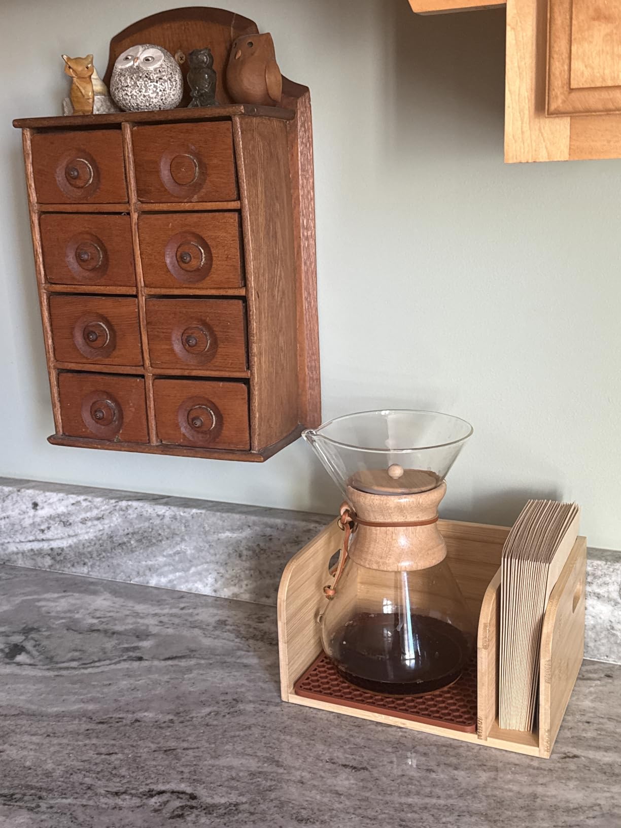 Bamboo Caddy with Lid & Heatproof Trivets Mat for Chemex CoffeeMakers - Designed for Chemex Pour-Over Glass Coffeemaker(3/5/6/8/10Cup), for Bodum Pour Over Coffee makers - Bamboo cup not included customer photo 1