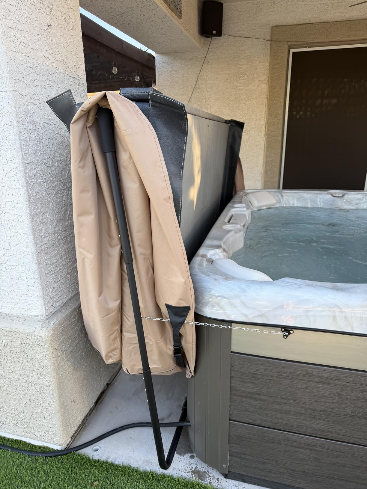 iBirdie Outdoor Waterproof and Weatherproof Hot Tub Cover 85 x 85 inch fit 84 x 84 or 83 x 83 or 82 x 82 or 7 ft x 7 ft Square SPA 600D Heavy Duty Protectors Protective Cover Cap customer photo 2