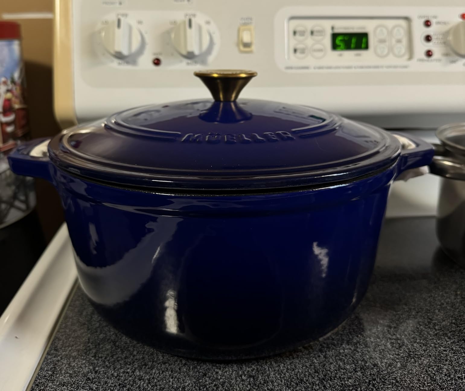 Mueller DuraCast 6 Quart Enameled Cast Iron Dutch Oven Pot with Lid, Sourdough Bread Baking customer photo 2