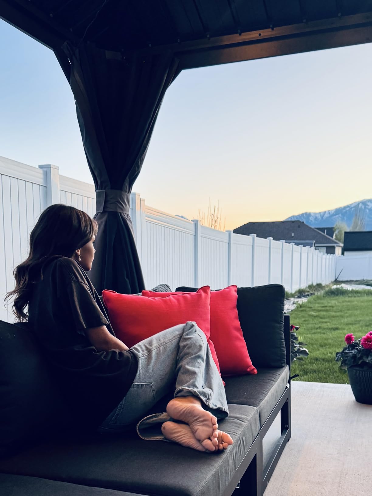 BULEXYARD 9 Piece Modern Aluminum Outdoor Patio Furniture Set with Fire Pit Table Propane/Gas, Large All-Weather Modular Sectional Couch, 29