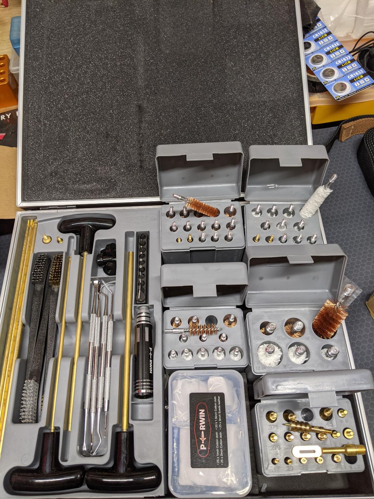 PERWIN Universal Gun Cleaning Kit Deluxe for All Caliber Pistol Rifle Handgun Shotgun Hunting Cleaning Kits with All Brass Brushes, Rods, Jags, Screwdriver Set and high-end Aluminum Box customer photo 1