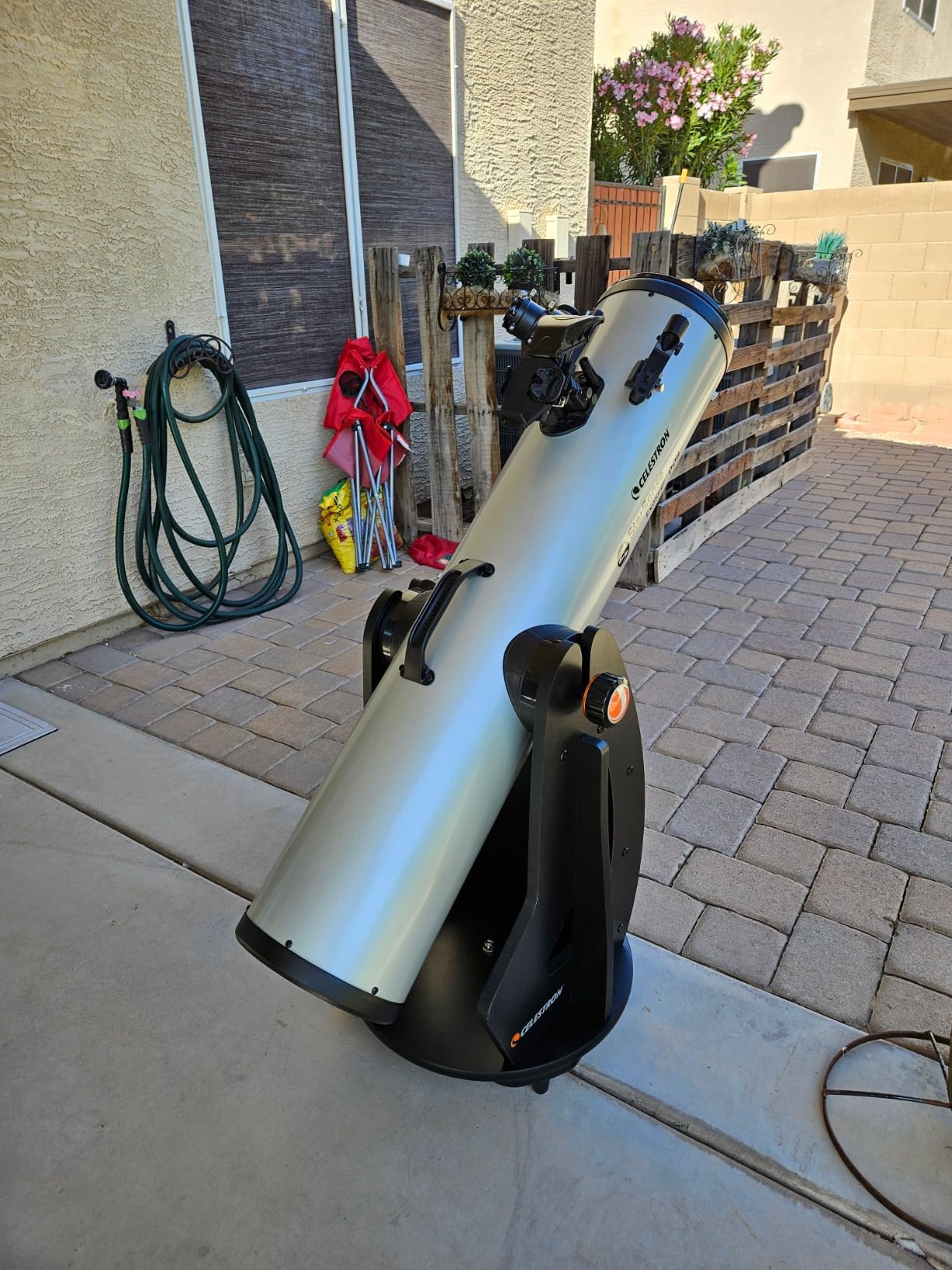 Celestron StarSense Explorer 12-inch App-Enabled Telescope - 305mm Dobsonian with Smartphone Dock & StarSense App - iPhone & Android Compatible - Easy-to-Use for Beginners customer photo 1