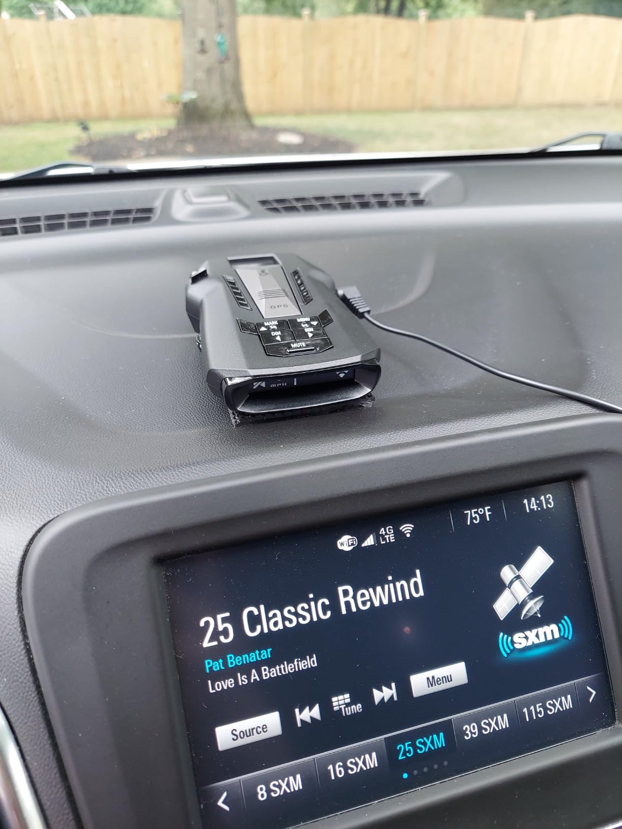 Cobra RAD 700i Laser Radar Detector - Premium Detection Range, AutoLearn Intelligence, Advanced Filtering Software, Apple CarPlay and Android Auto Compatible customer photo 1