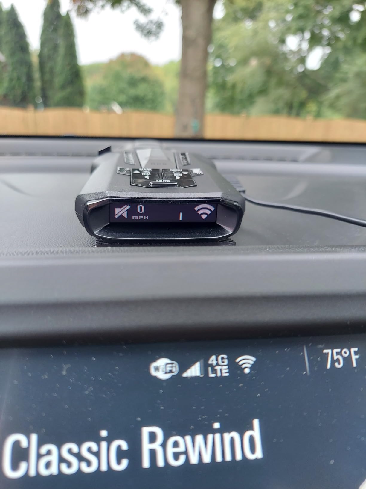Cobra RAD 700i Laser Radar Detector - Premium Detection Range, AutoLearn Intelligence, Advanced Filtering Software, Apple CarPlay and Android Auto Compatible customer photo 2