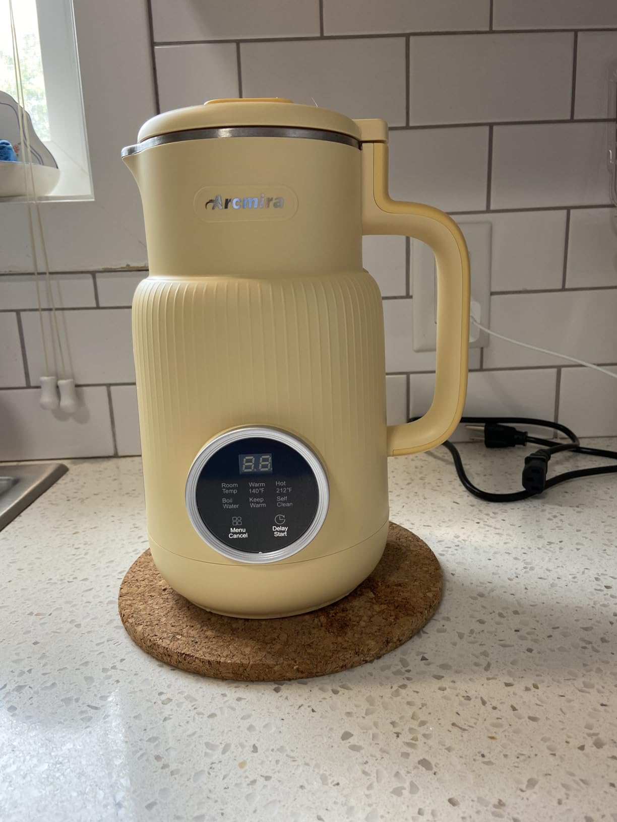 Arcmira 6 in 1 Nut Milk Maker, 20 oz(600ml) Homemade Almond, Oat, Soy, Coconut, Plant Based and Non Dairy Beverages, Milk Blender Machine with Delay Start, Keep Warm, Boil Water, Self Cleaning customer photo 2