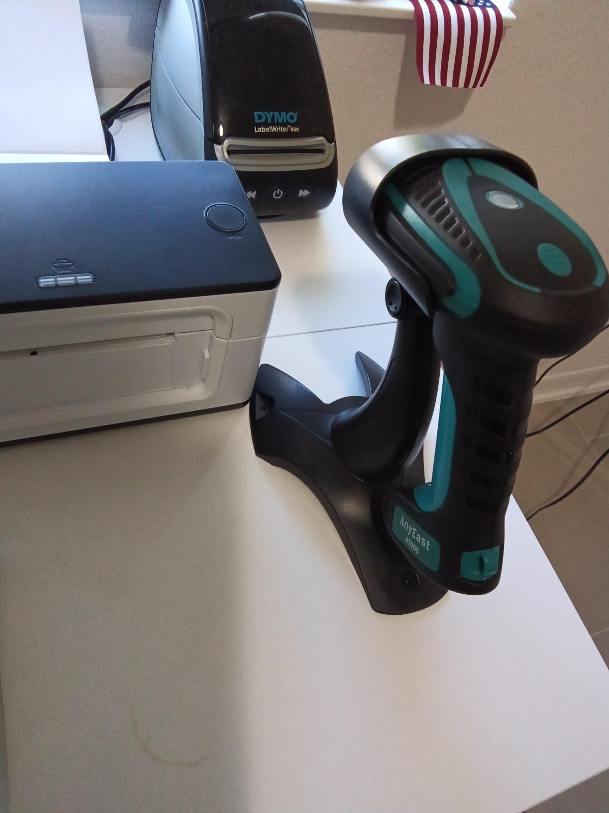 Wireless Barcode Scanner with Stand, Industrial 1D 2D QR Bluetooth Barcode Scanner for Android, iOS, Windows, Mac, USB Bar Code Reader Scanner with Drop Resistant Dustproof Waterproof customer photo 1