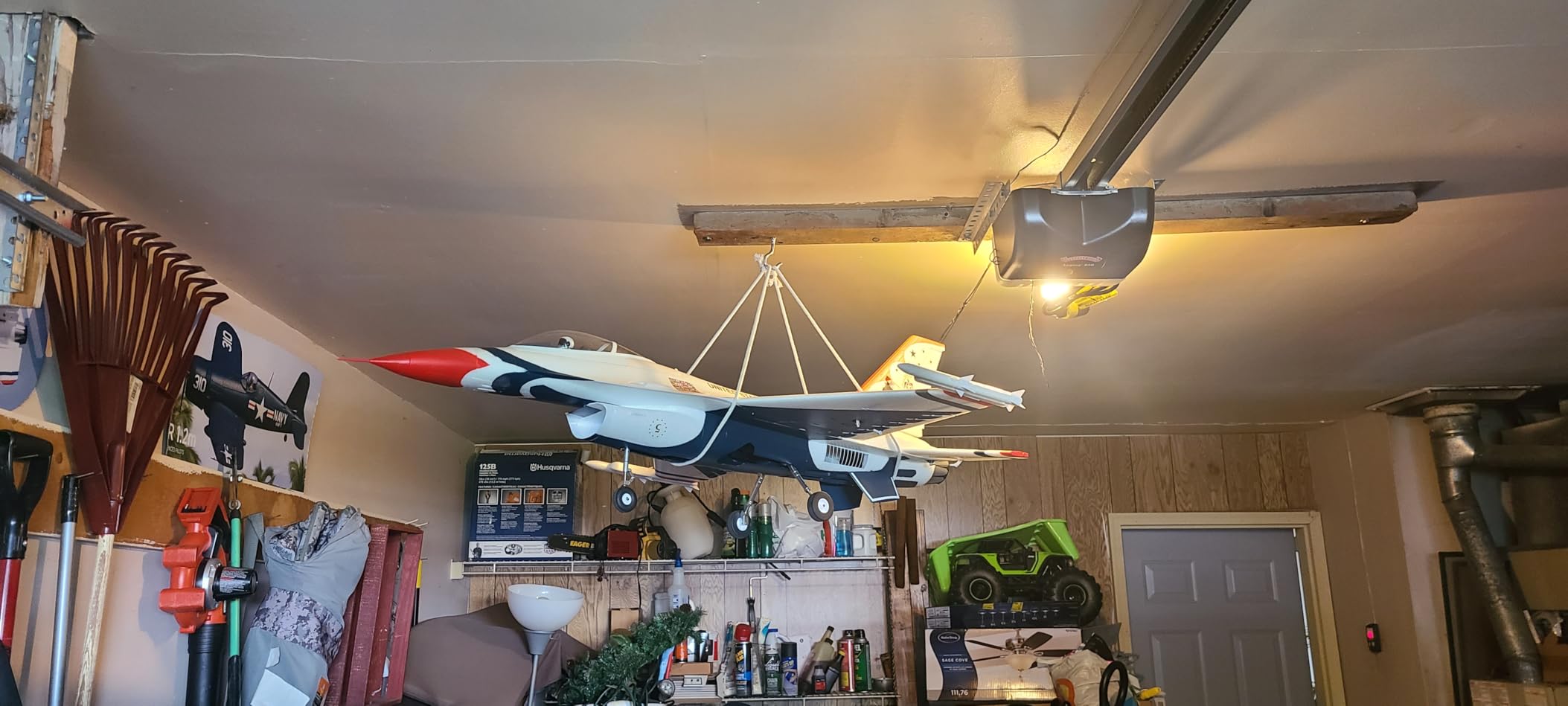 E-flite F-16 Thunderbirds 70mm EDF Jet BNF Basic Transmitter Battery and Charger Not Included customer photo 1
