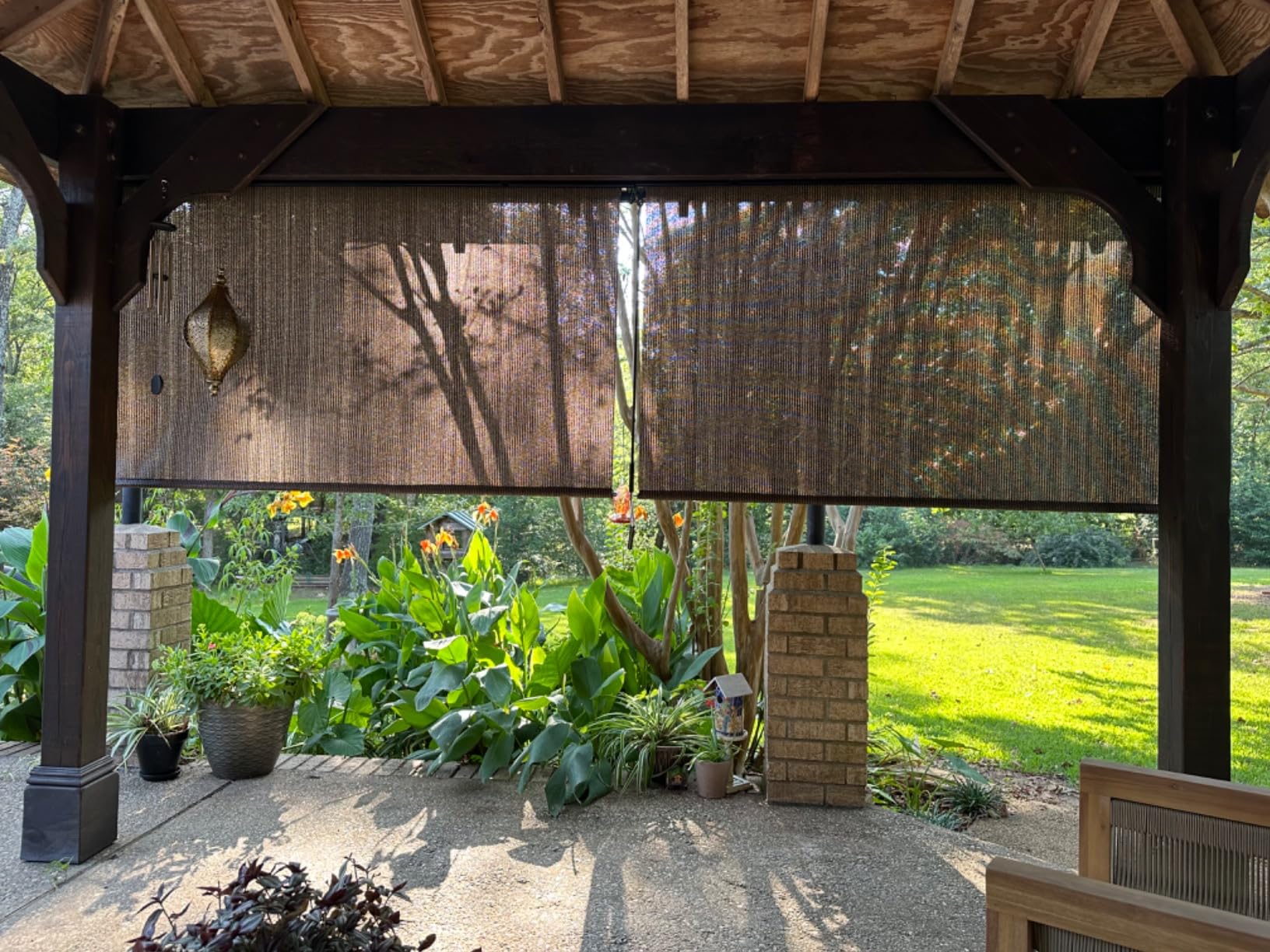Shade&Beyond Outdoor Roller Shades 8' W x 8' H Cordless Roll Up Blinds with Valance, Exterior Shade Cloth for Patio Porch Pergola, Grey customer photo 1