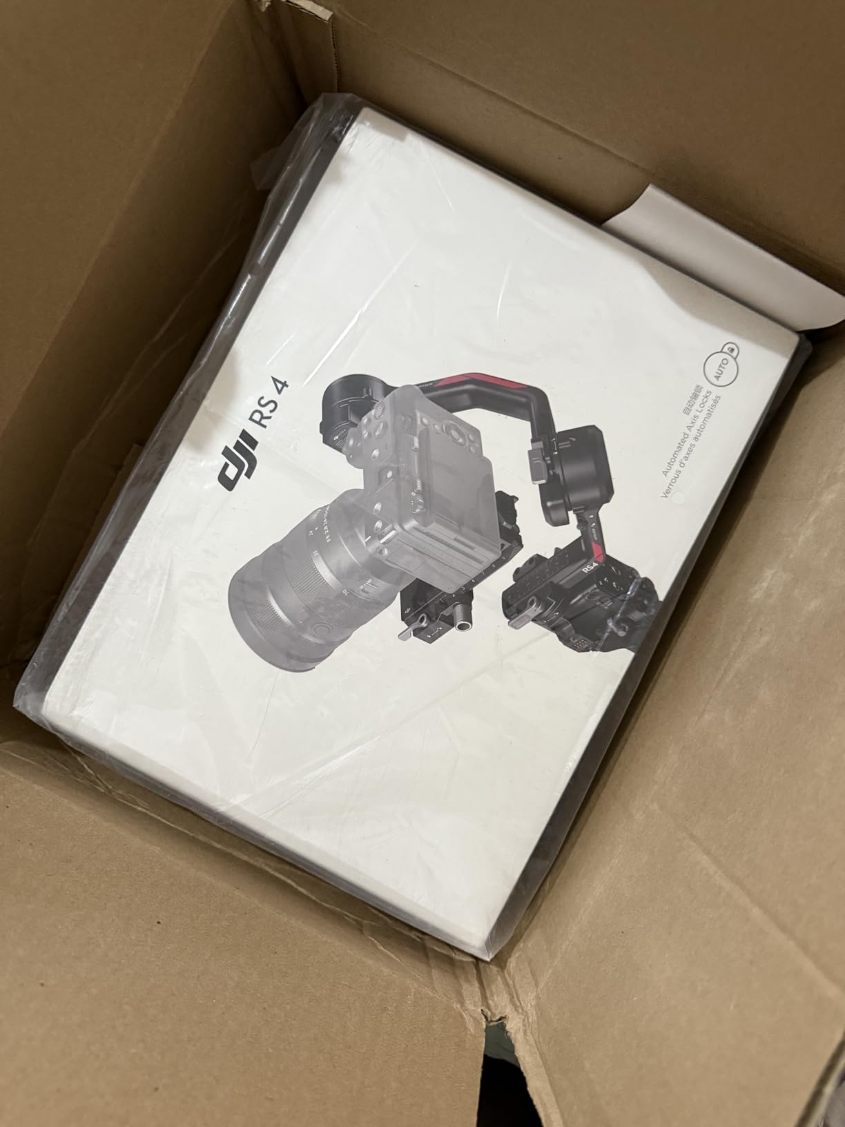 DJI RS 4, 3-Axis Gimbal Stabilizer for DSLR and Mirrorless Cameras Canon/Sony/Panasonic/Nikon/Fujifilm, 2nd-Gen Native Vertical Shooting, 2-Mode Switch Joystick, Teflon Axis Arms customer photo 1
